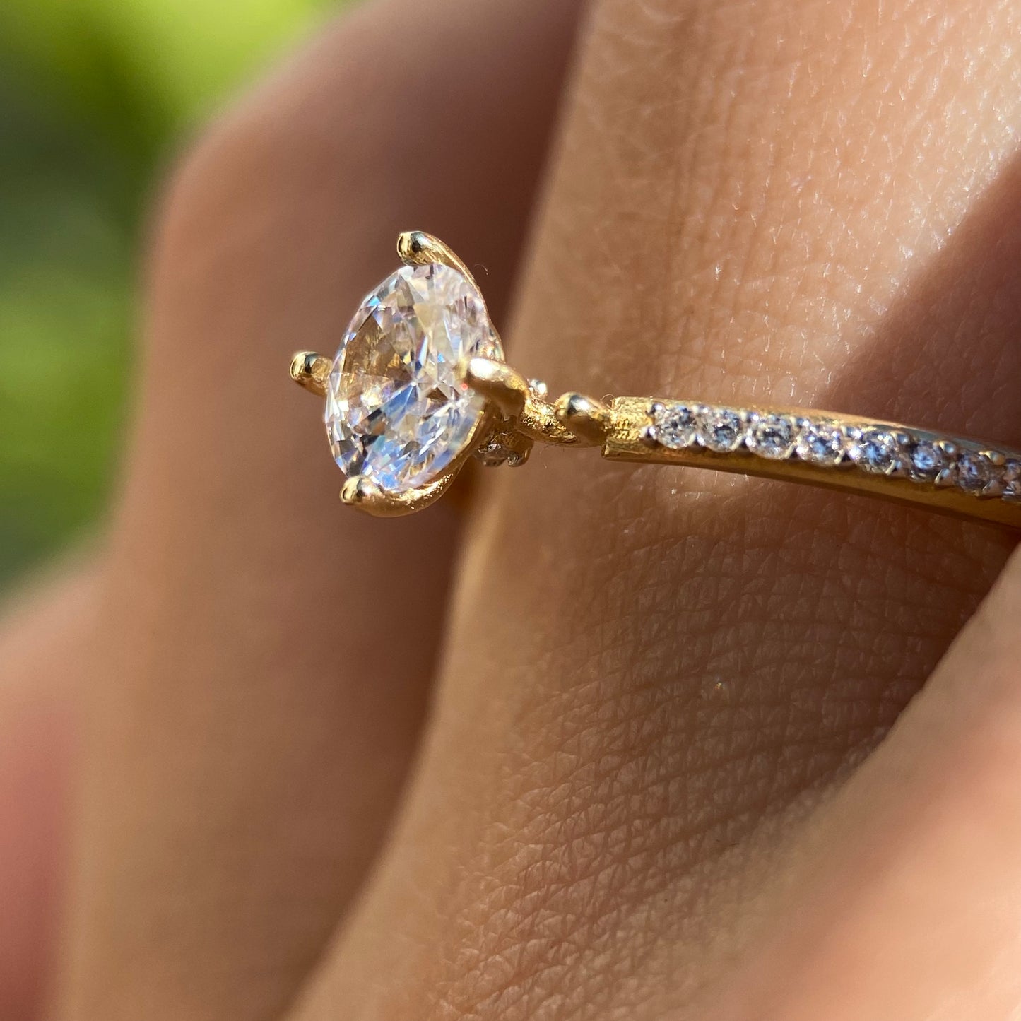 Anillo de compromiso en oro