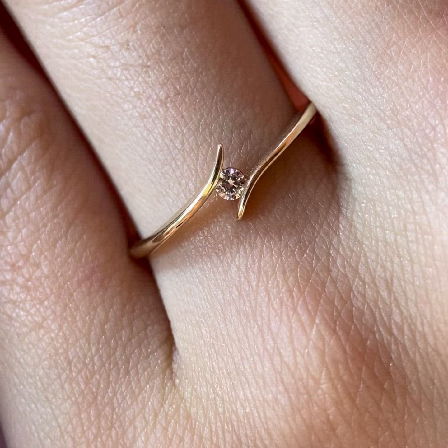Anillo de compromiso en oro