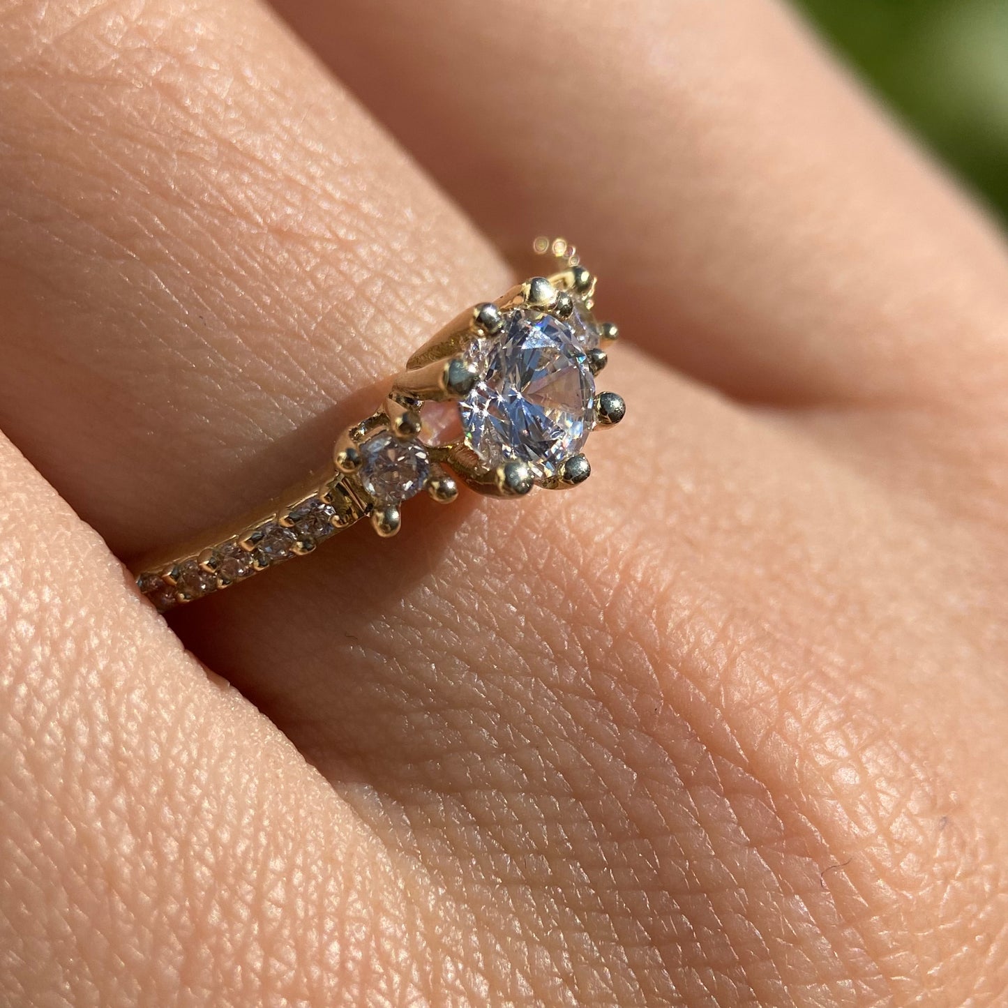 Anillo de compromiso en oro