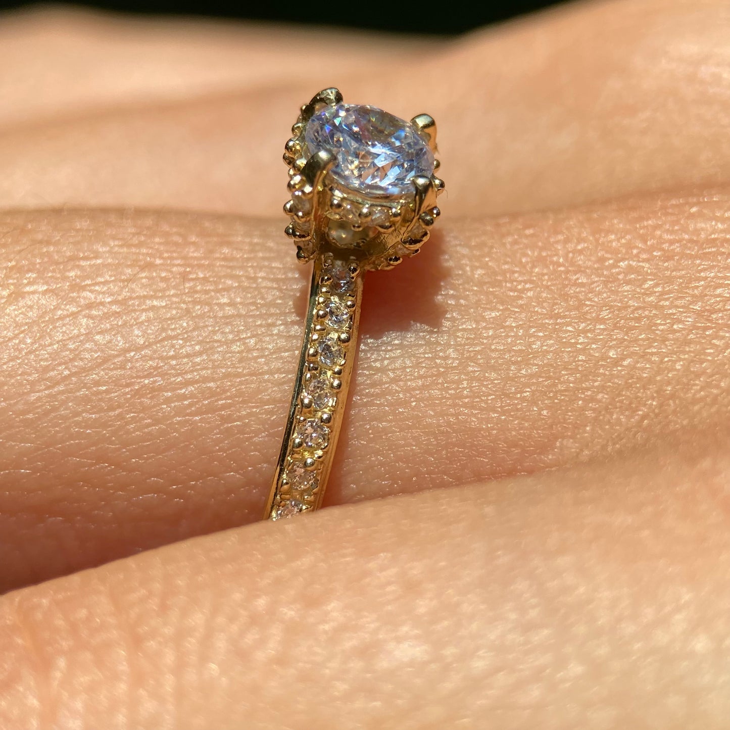 Anillo de compromiso en oro