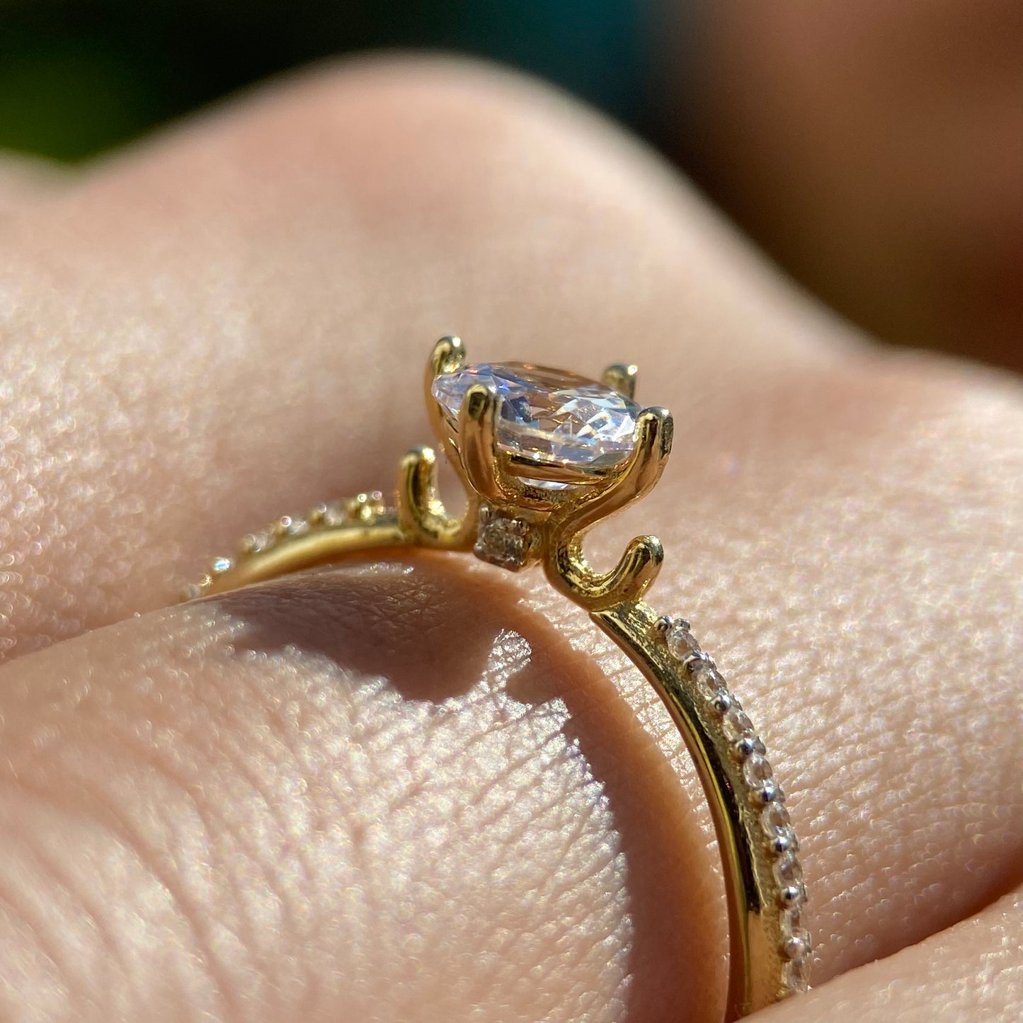 Anillo de compromiso en oro