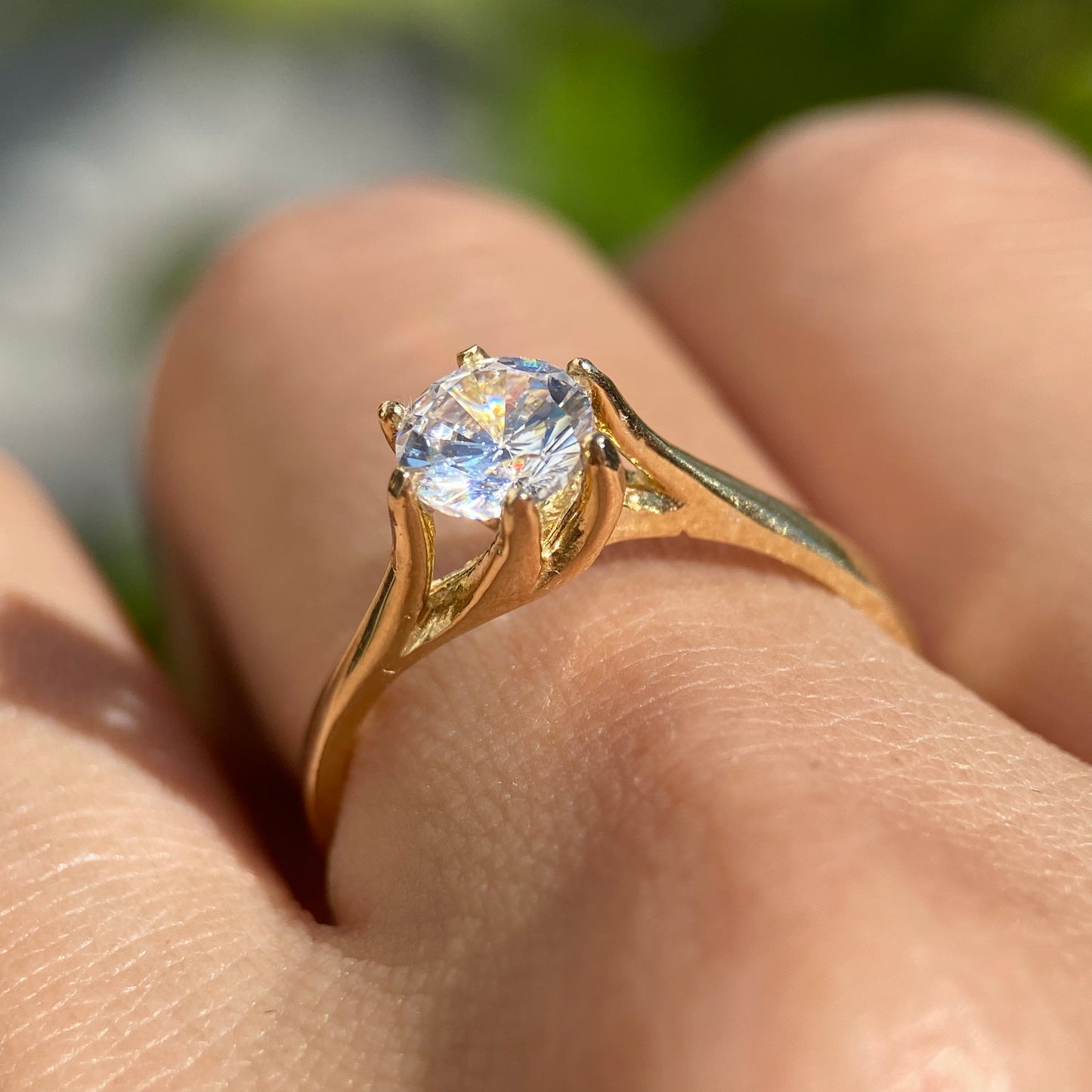 Anillo de compromiso en oro