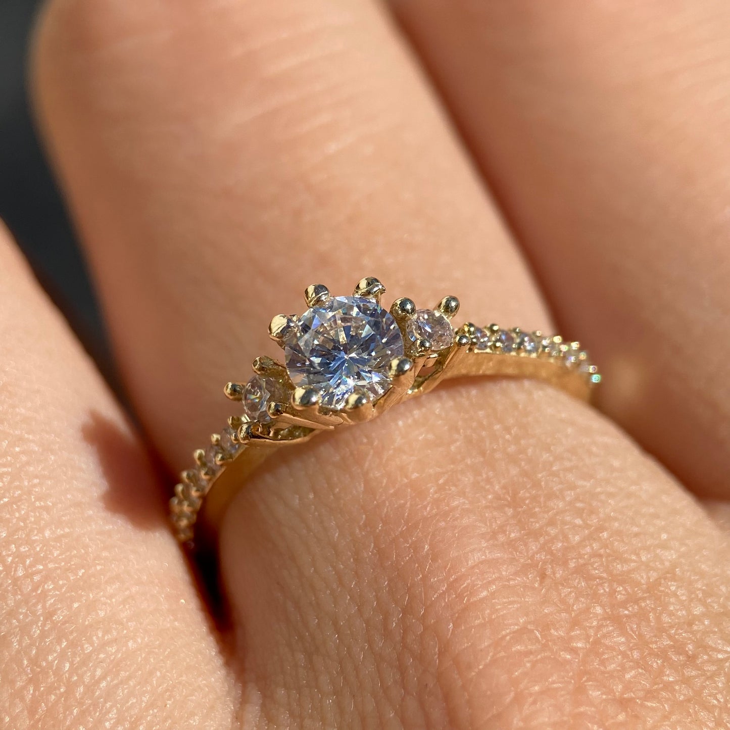 Anillo de compromiso en oro