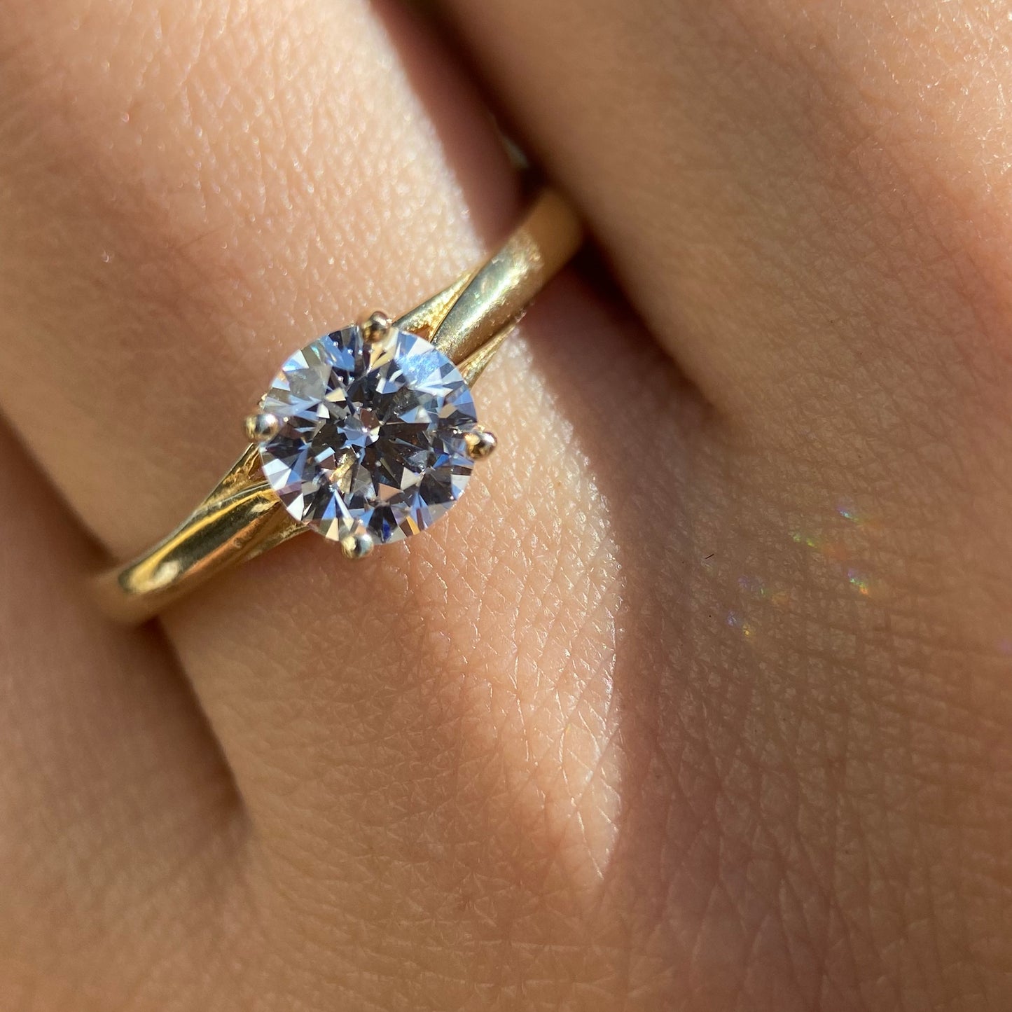 Anillo de compromiso en oro