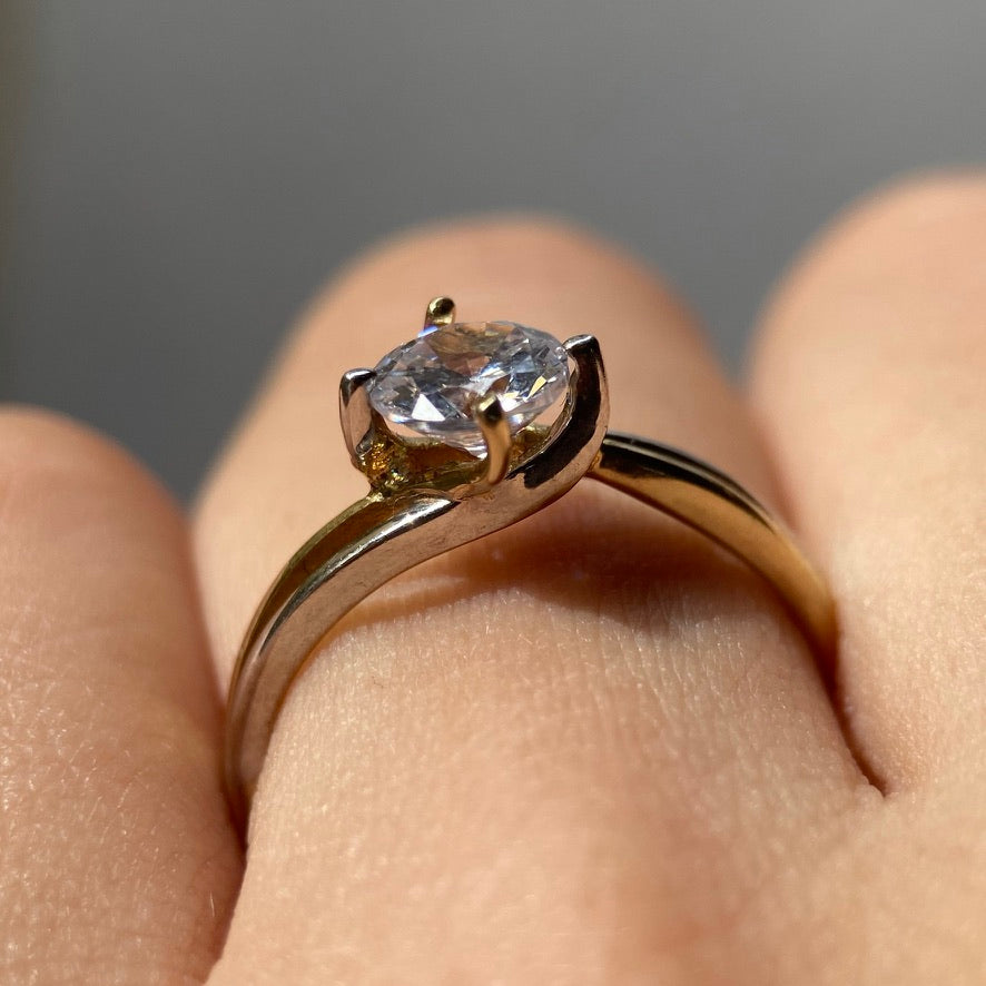 Anillo de compromiso en oro