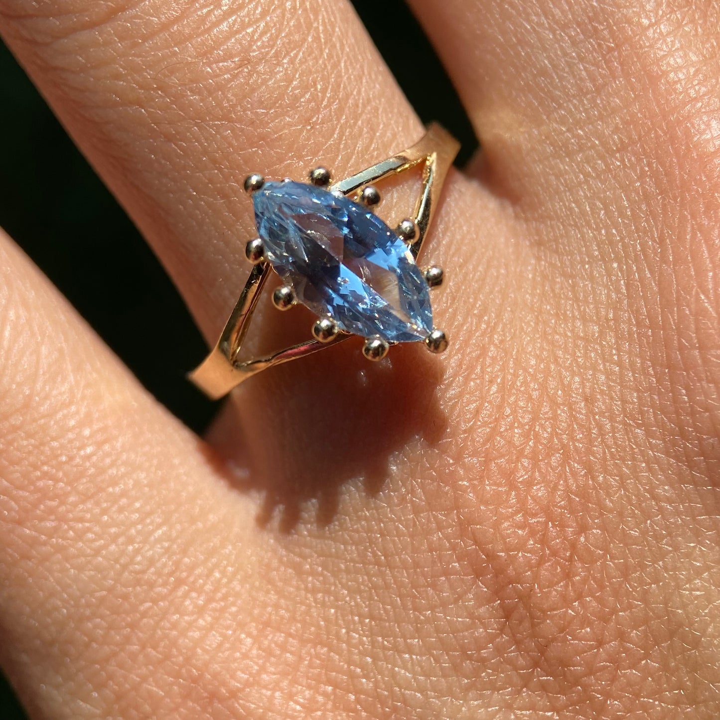 Anillo de compromiso en oro
