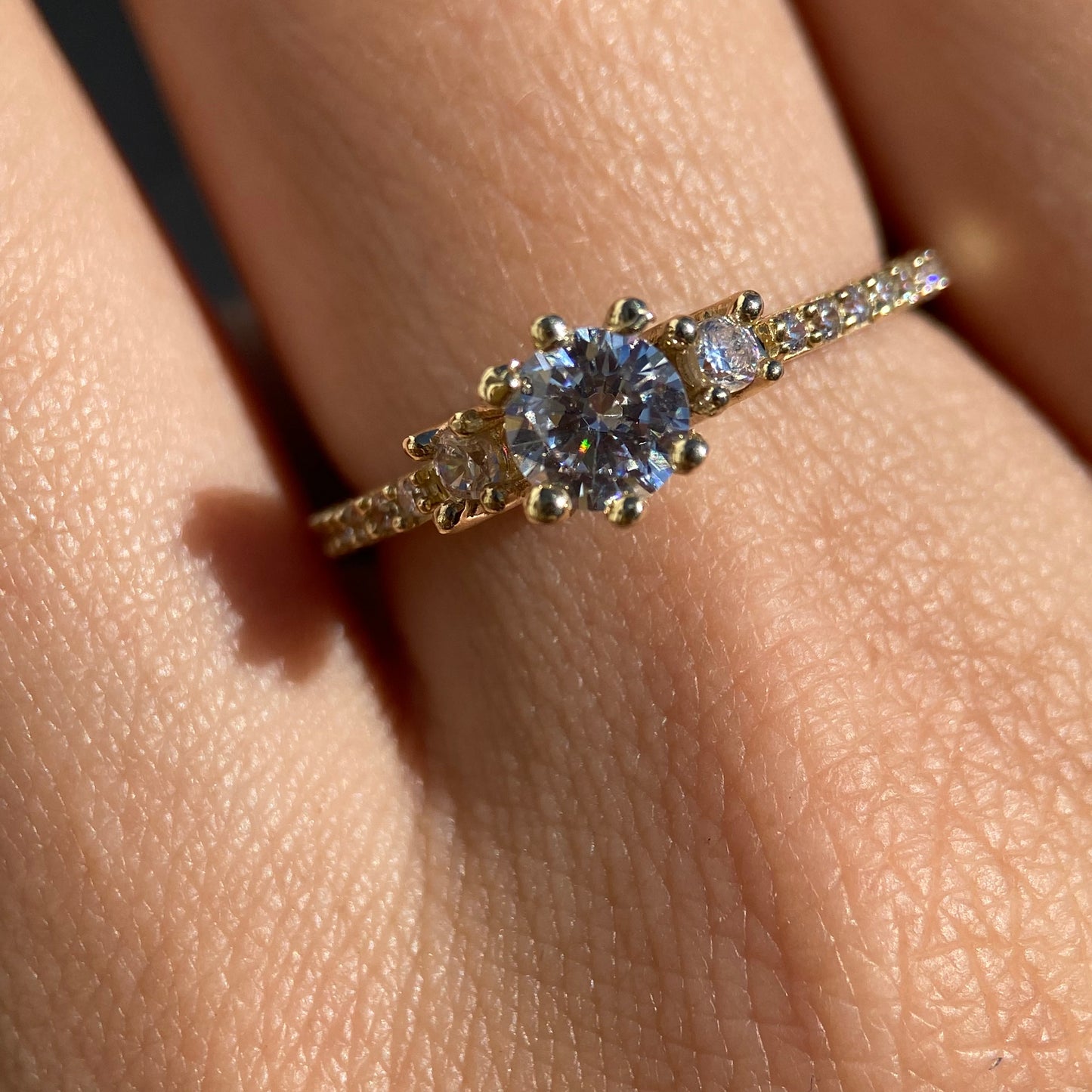 Anillo de compromiso en oro