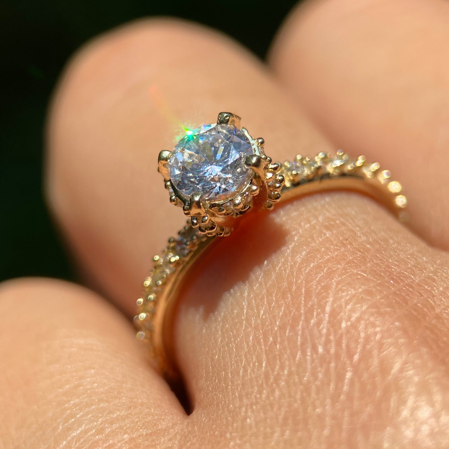 Anillo de compromiso en oro