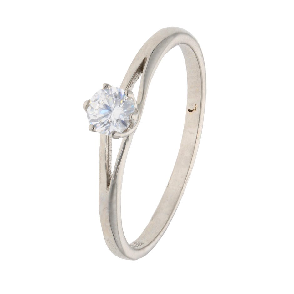 Anillo de compromiso en oro