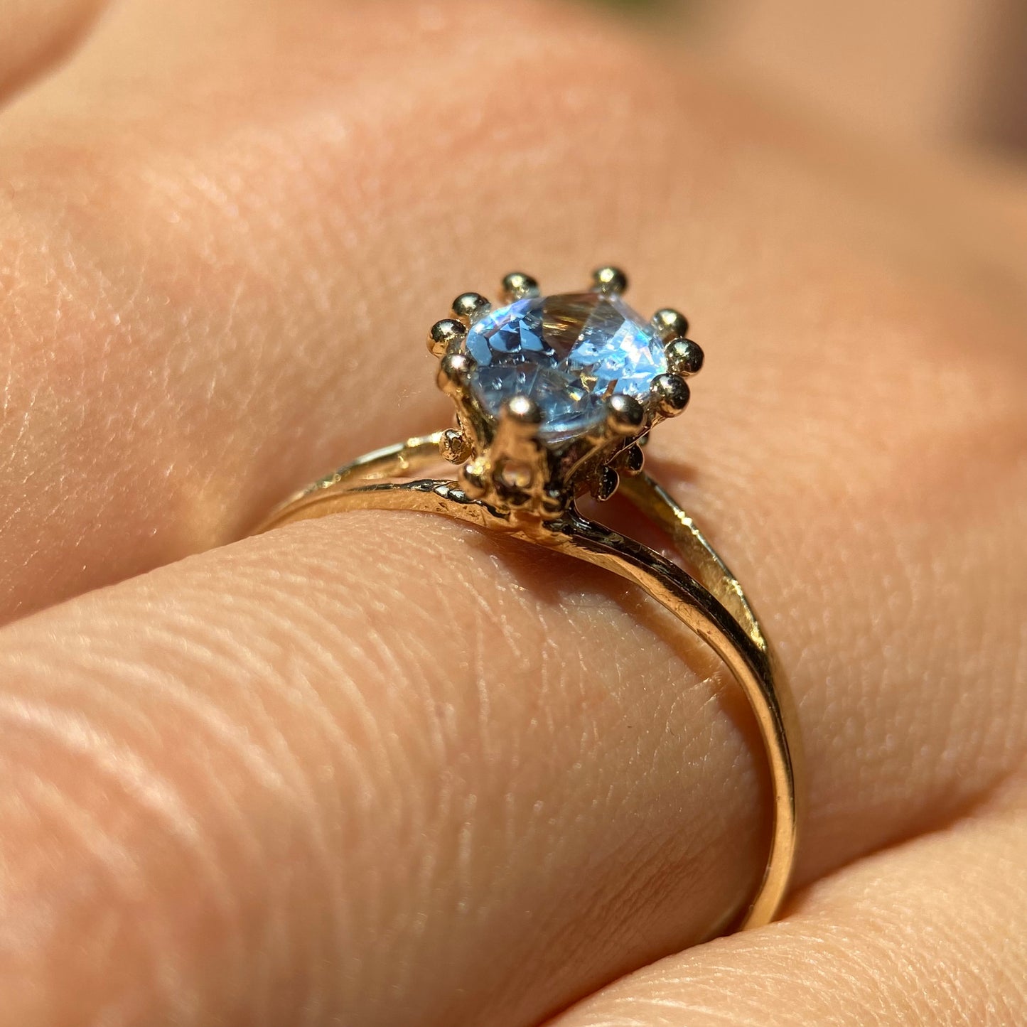 Anillo de compromiso en oro