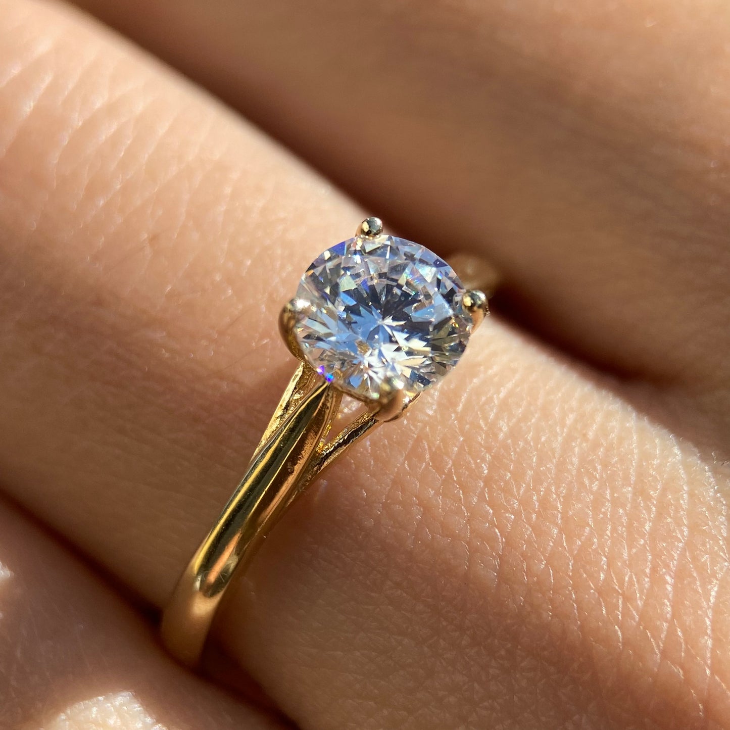 Anillo de compromiso en oro