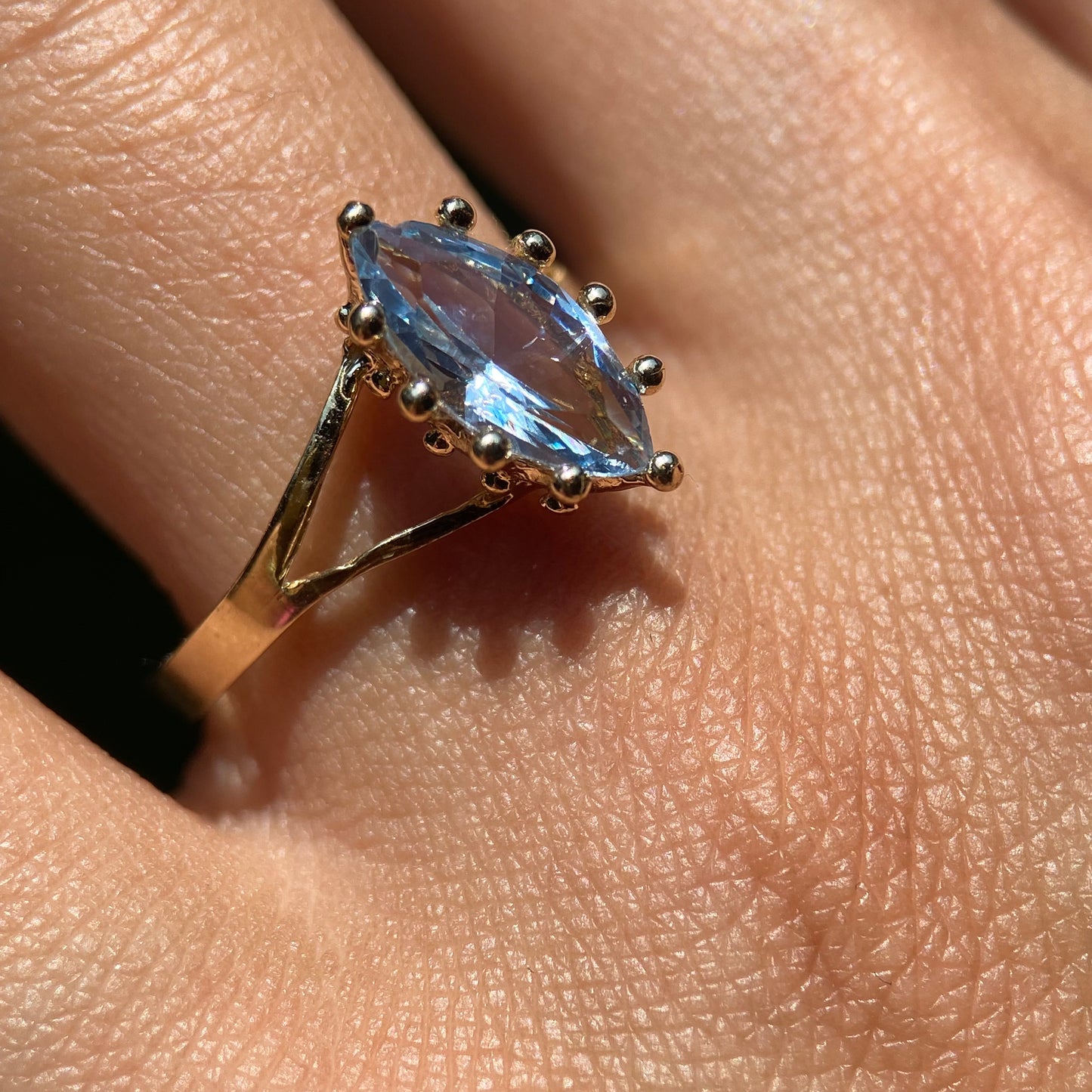 Anillo de compromiso en oro