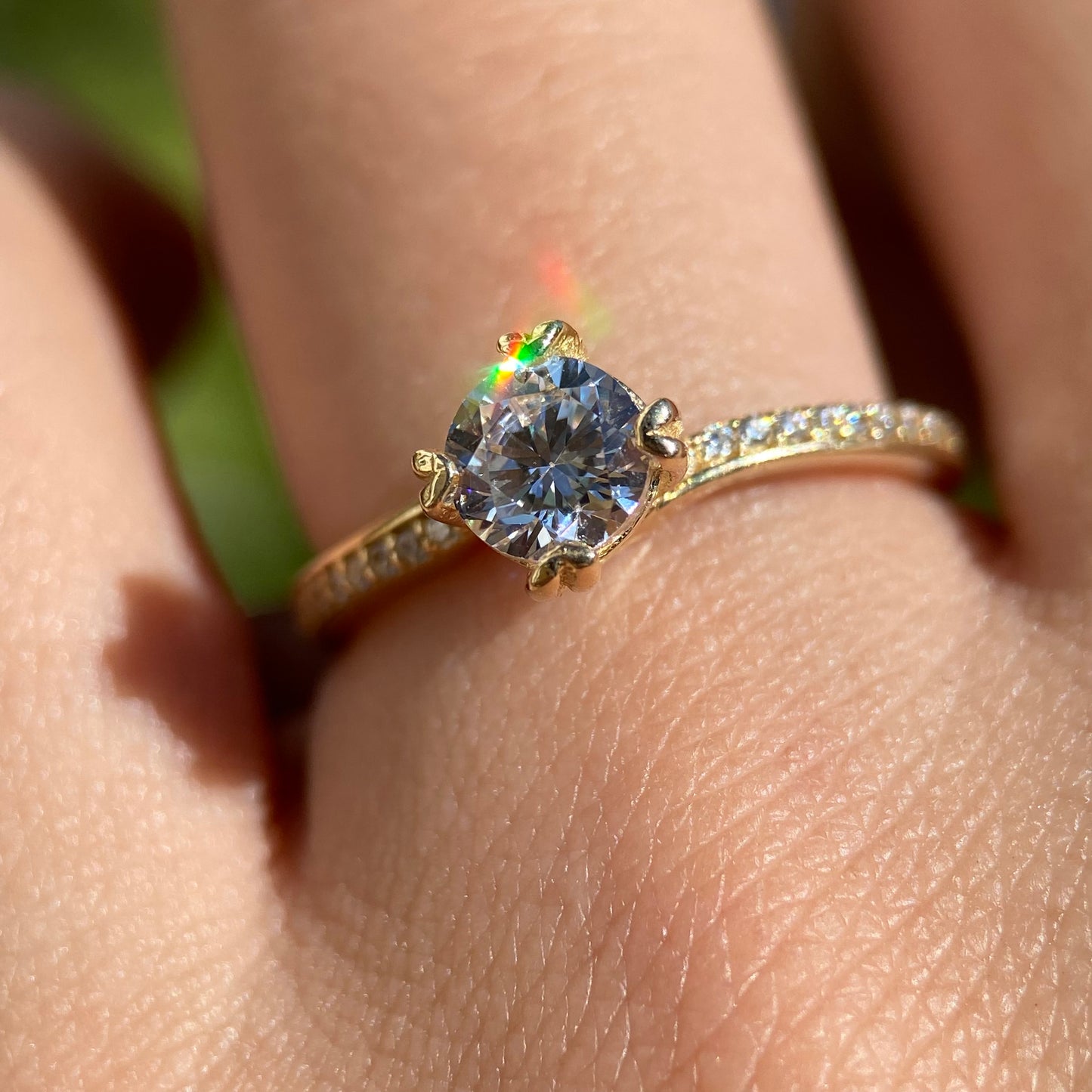 Anillo de compromiso en oro