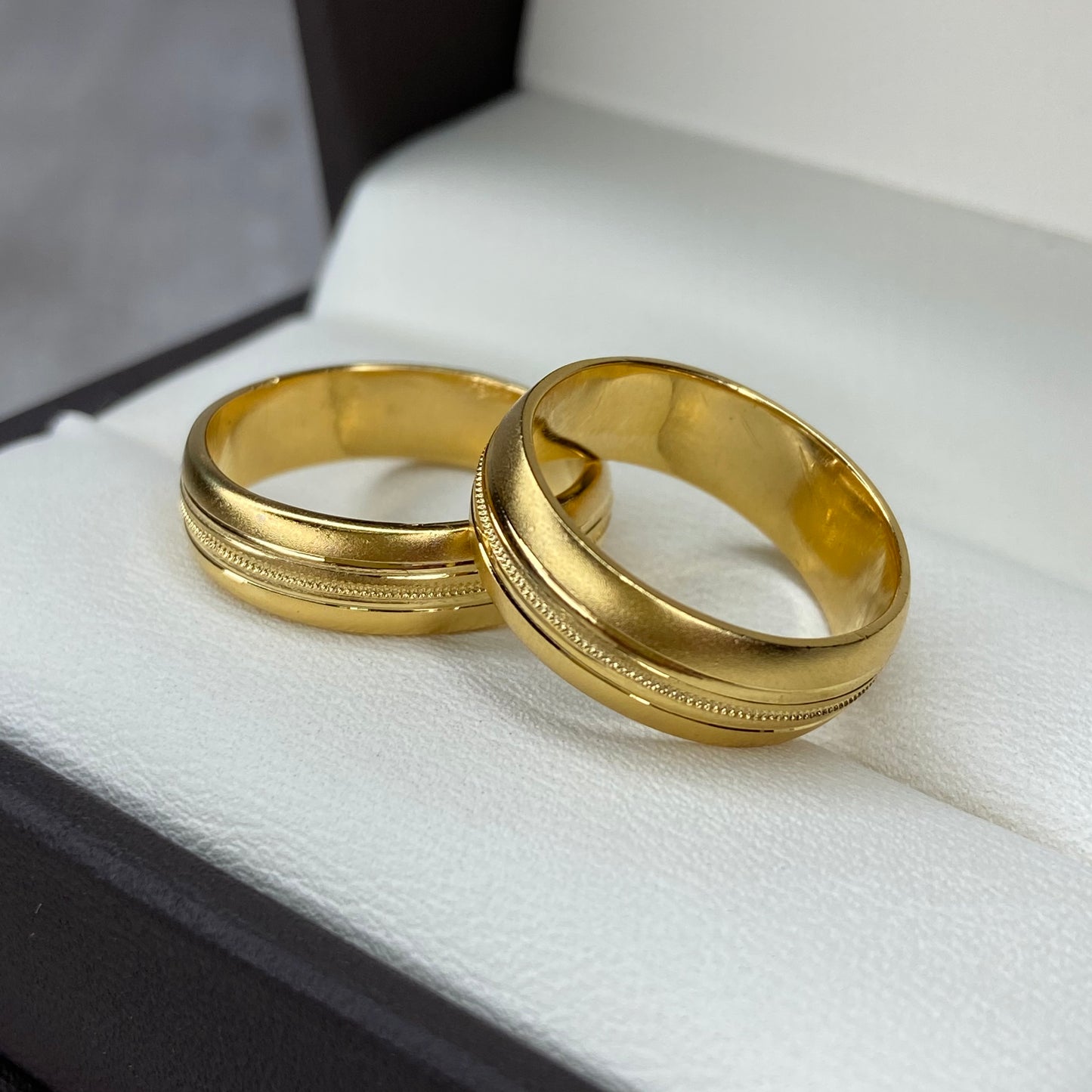Par de argollas Santiago en Oro 5mm