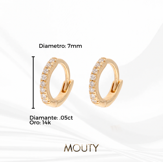 Arracadas Huggies En Oro amarillo 14k Con Diamantes .05ct