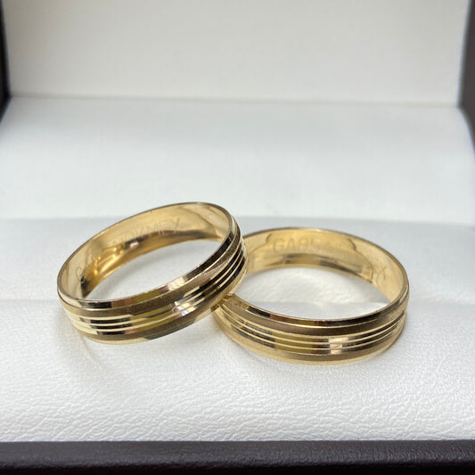 Dúo de Argollas de Compromiso Matthew en Oro Amarillo de 10k (5mm)