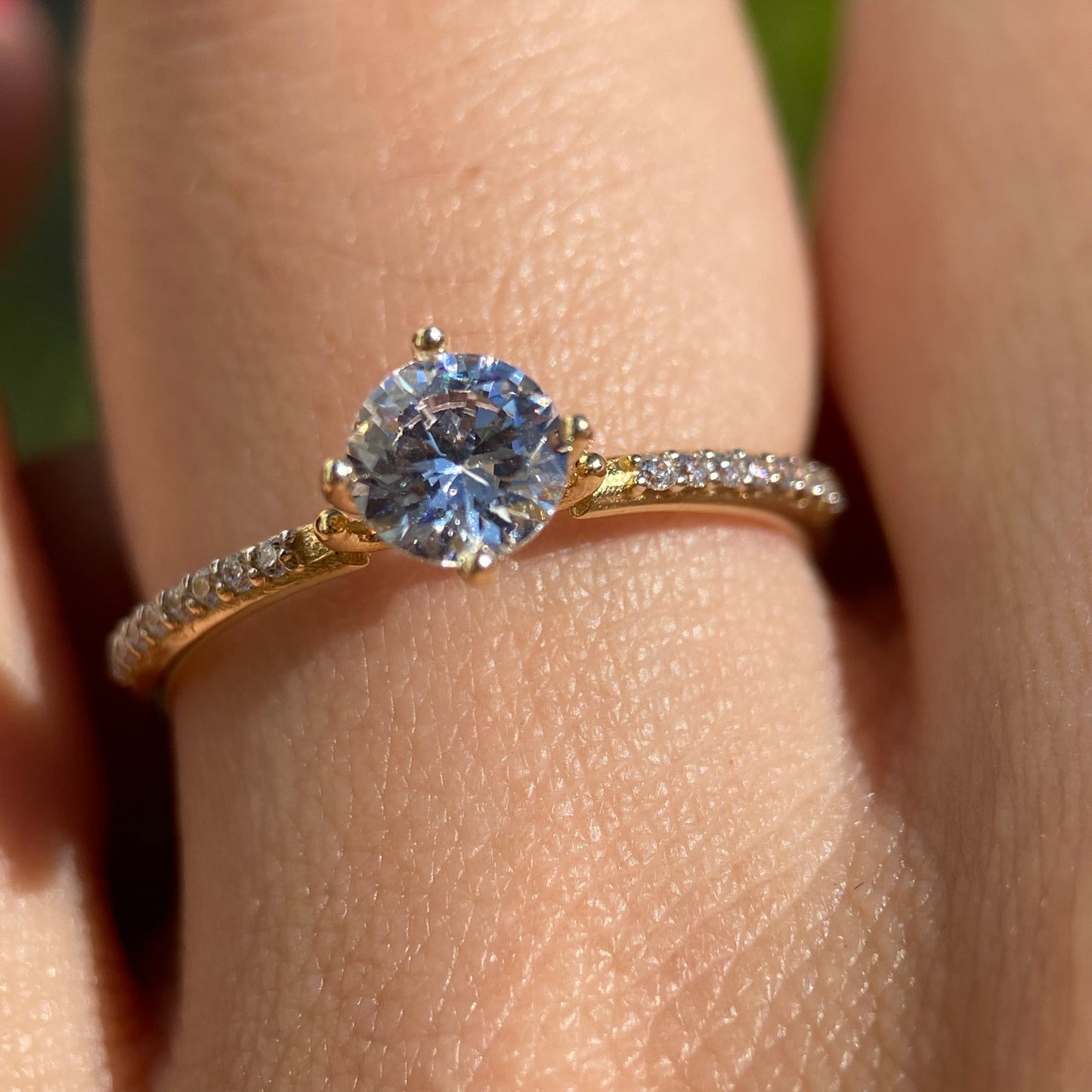 Anillo de compromiso en oro