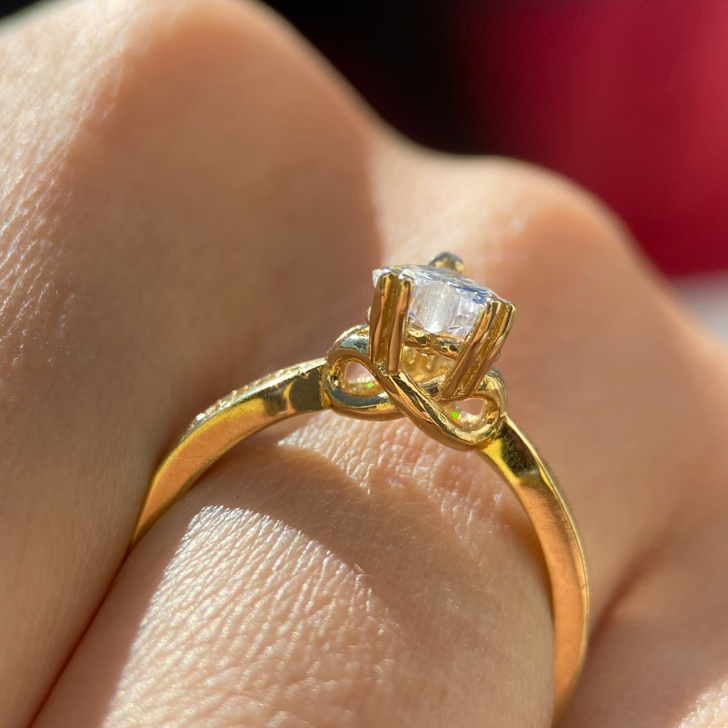 Anillo de compromiso en oro