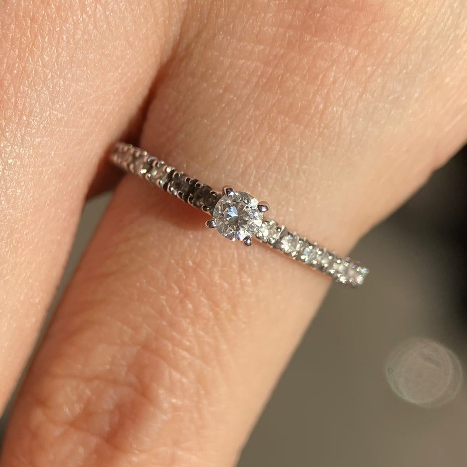 Anillo OF1544 en Oro Blanco de 14k con Diamantes naturales C .10 L .10 cts