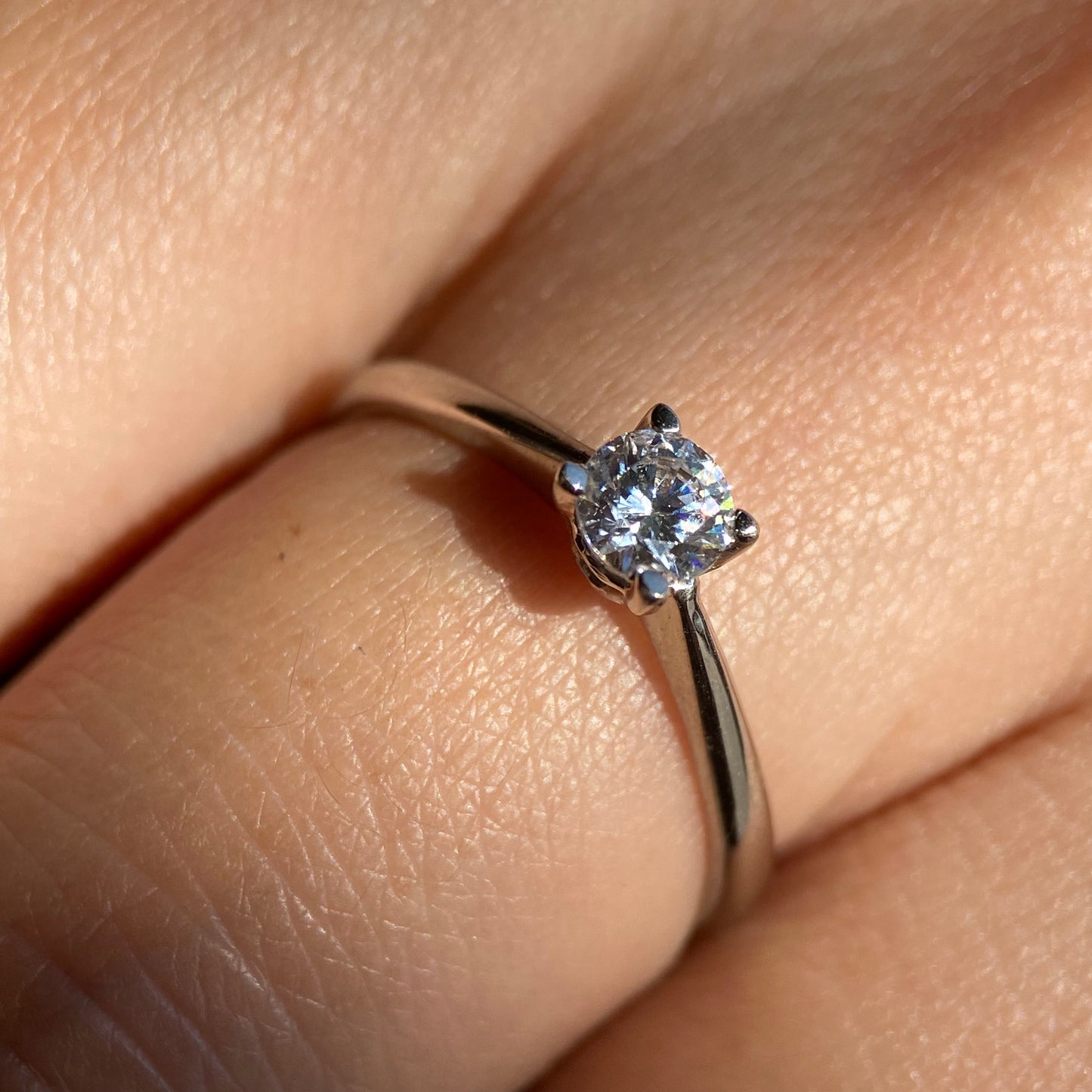 Anillo de compromiso en oro