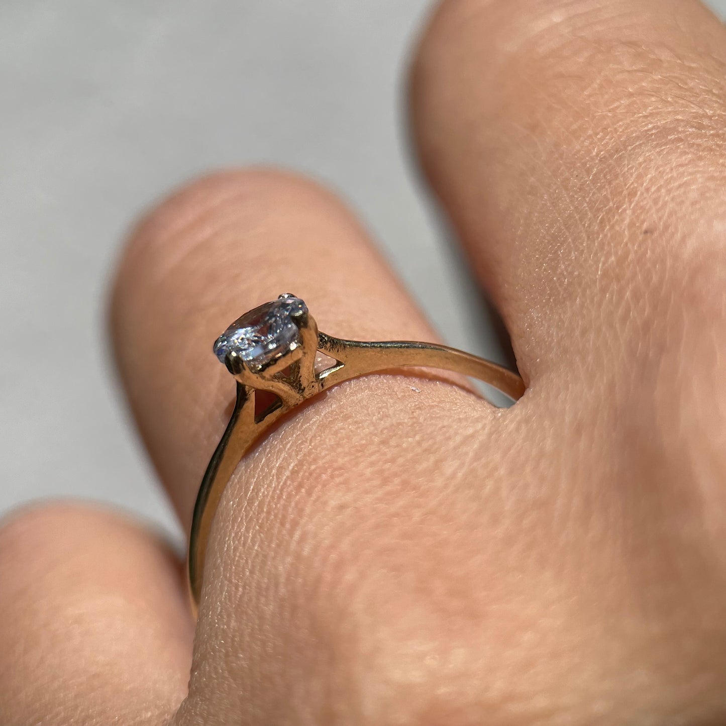 Anillo de compromiso en oro