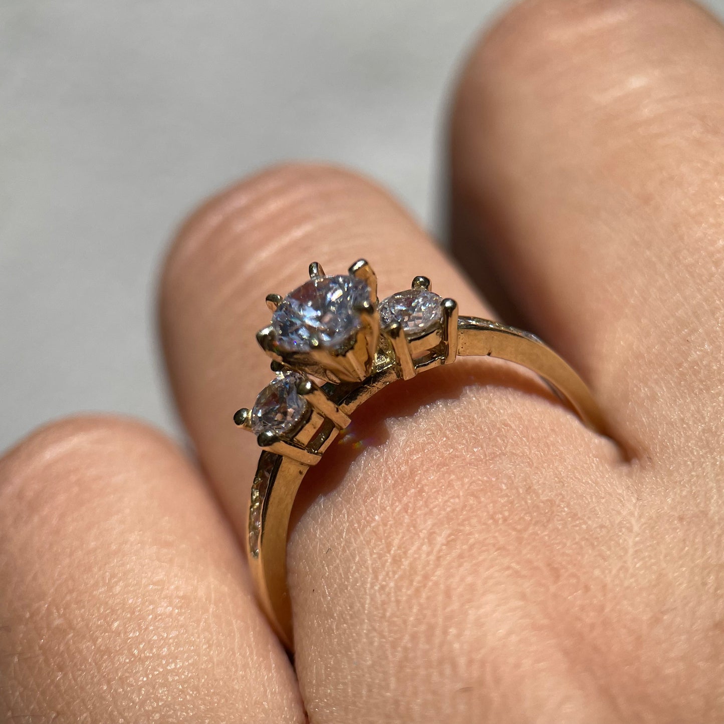 Anillo de compromiso en oro