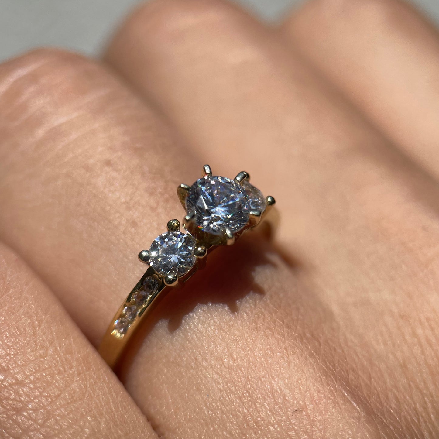 Anillo de compromiso en oro