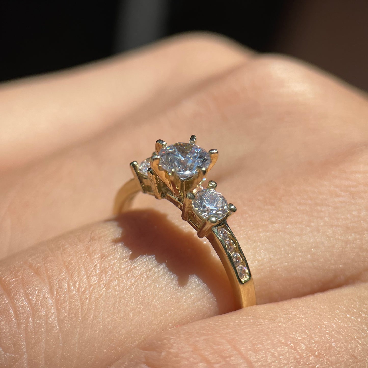 Anillo de compromiso en oro