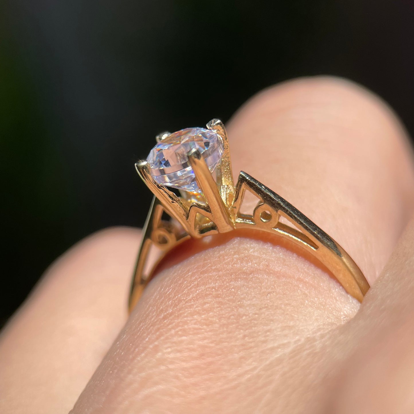 Anillo de compromiso en oro
