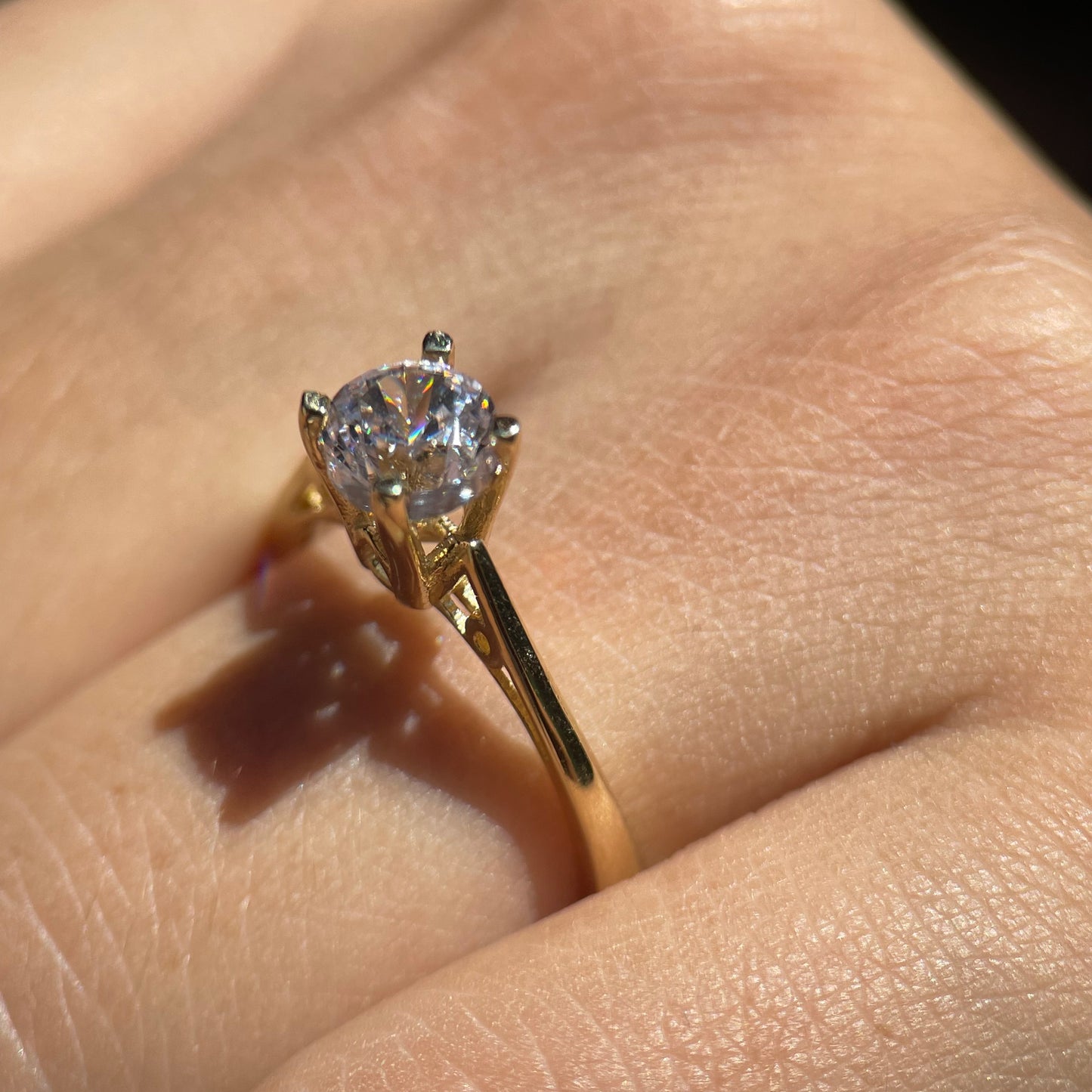 Anillo de compromiso en oro