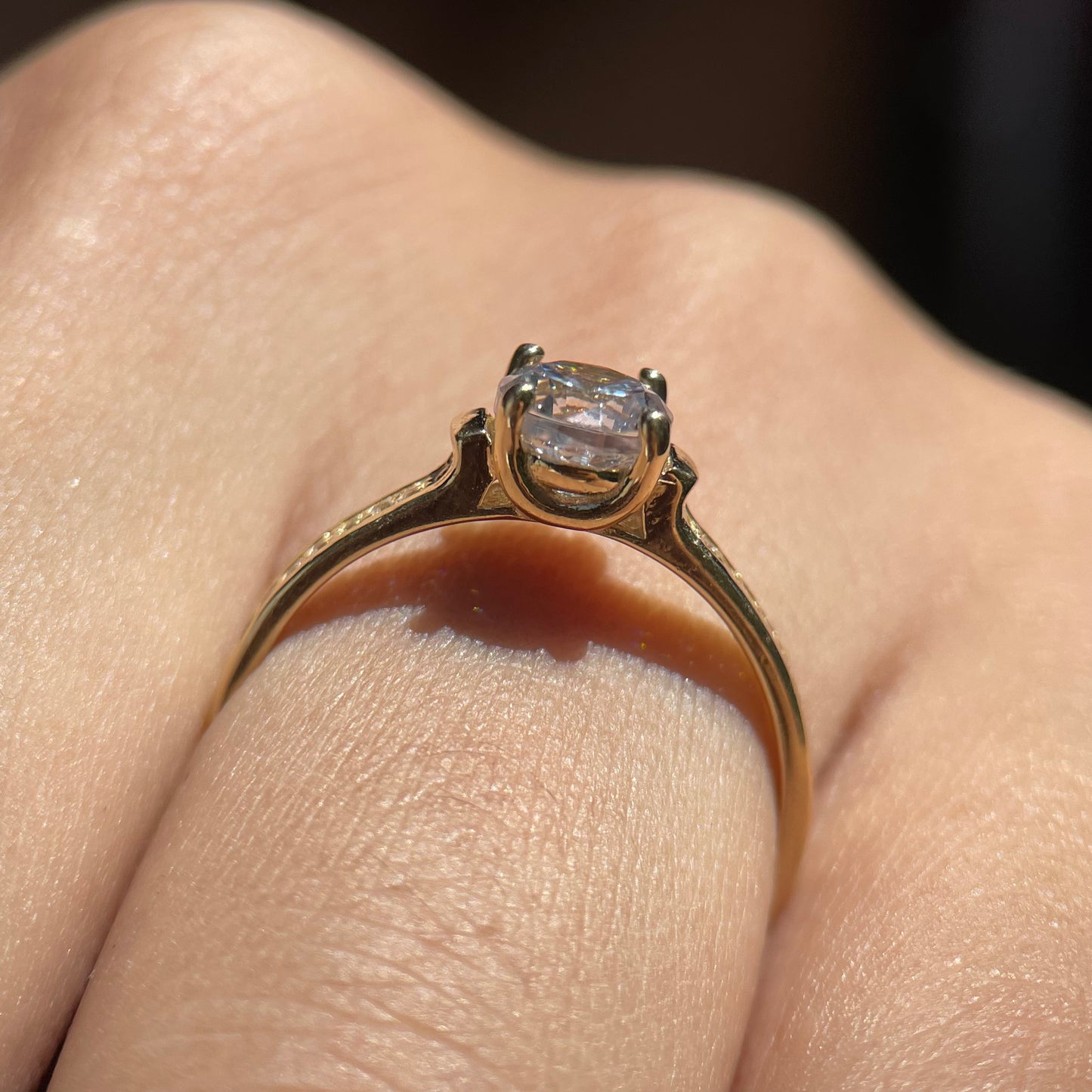 Anillo de compromiso en oro