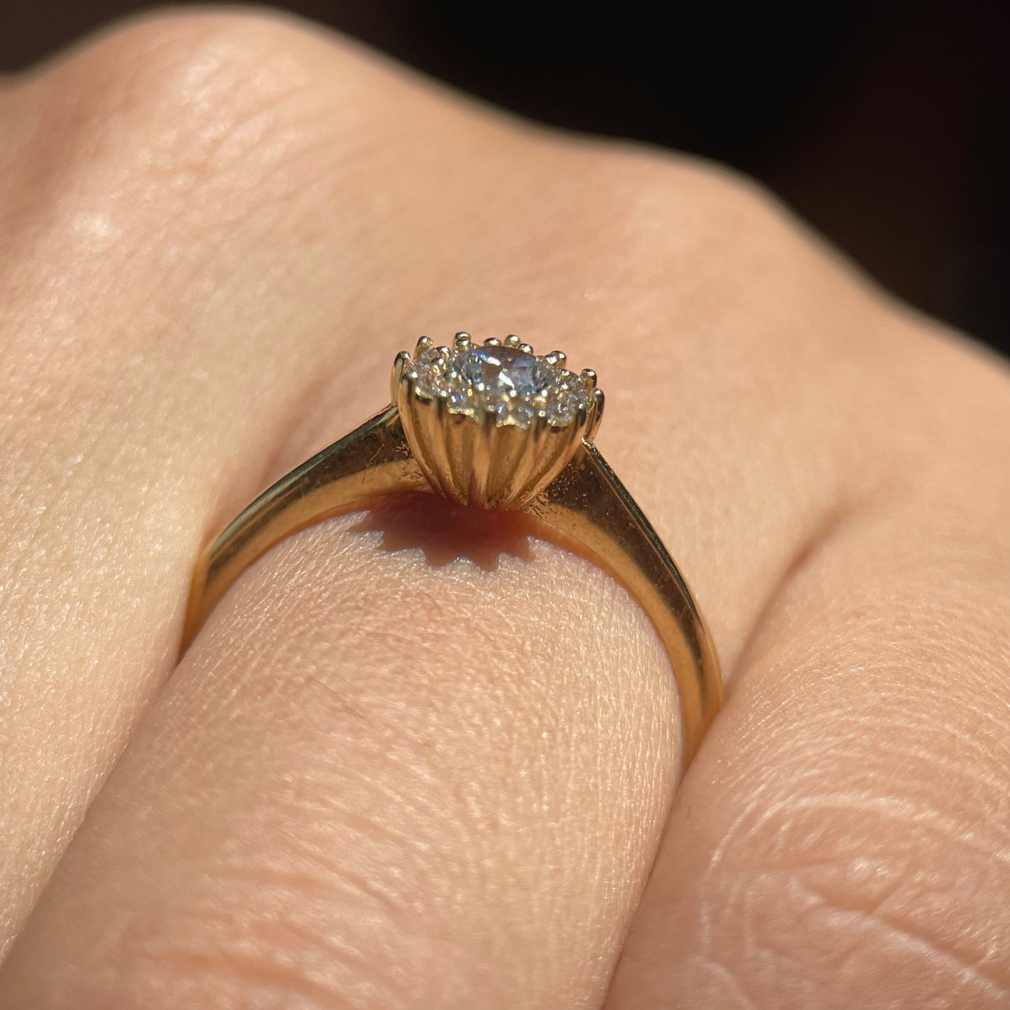 Anillo de compromiso en oro