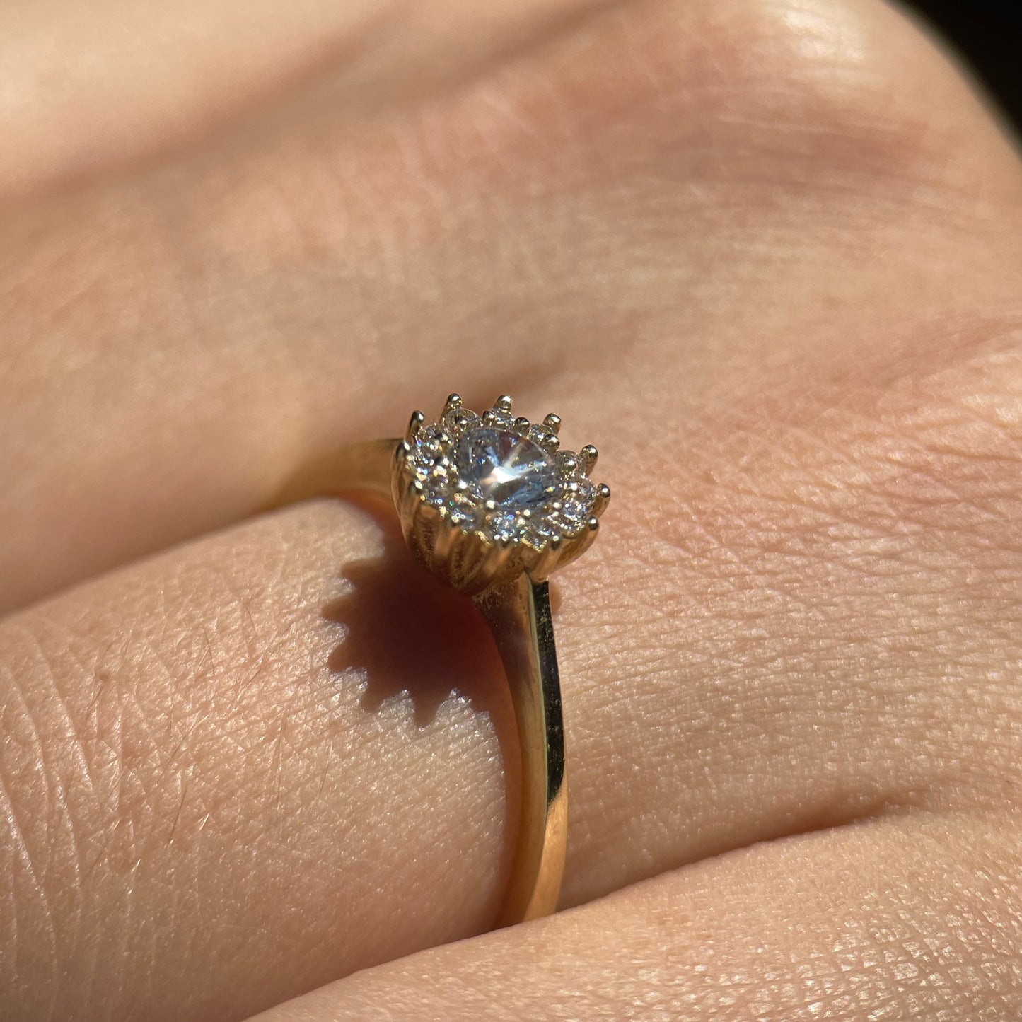 Anillo de compromiso en oro