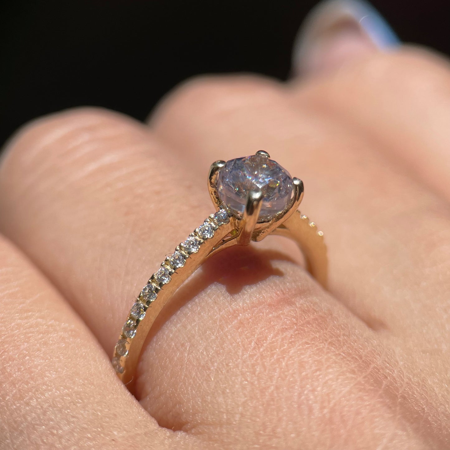 Anillo de compromiso en oro