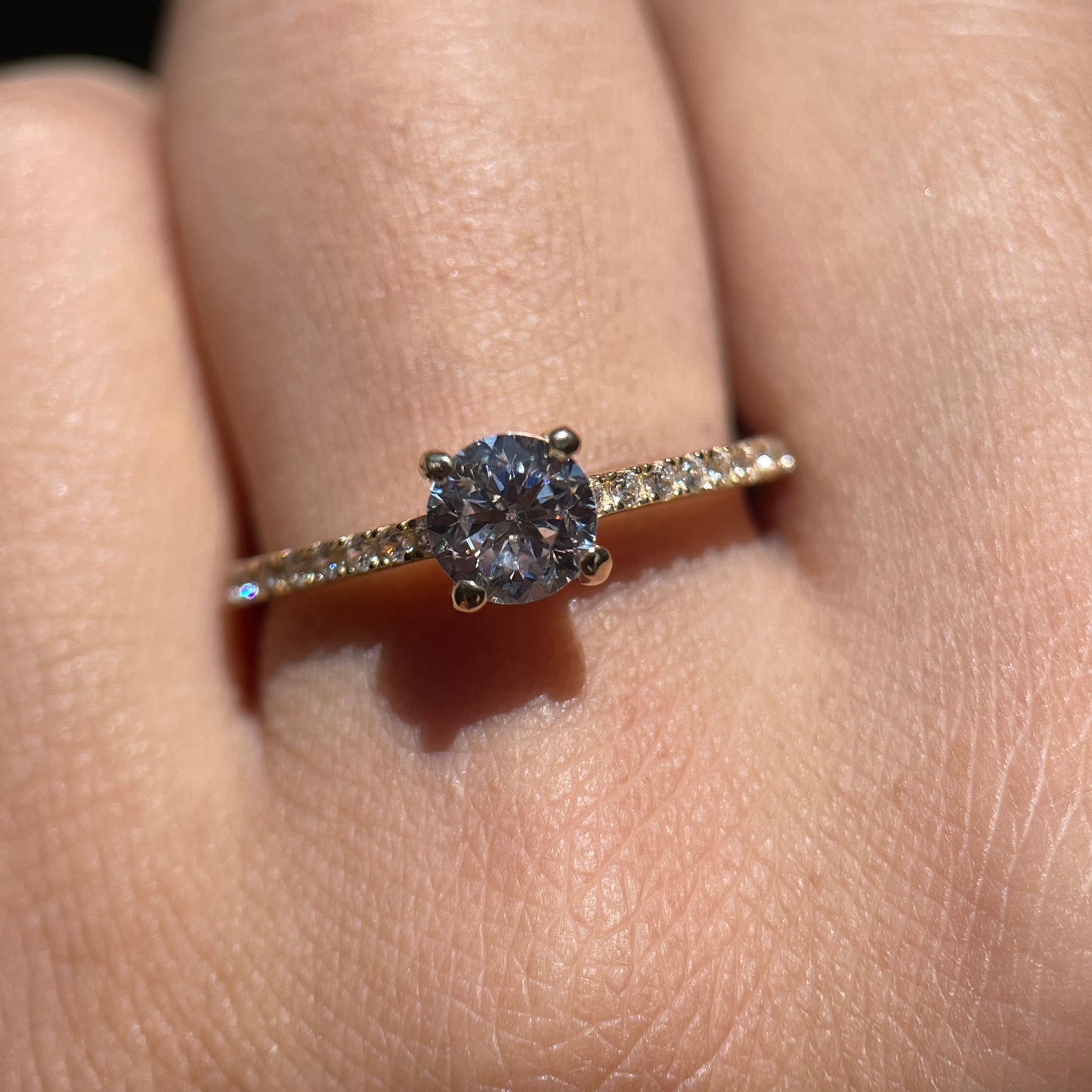 Anillo de compromiso en oro