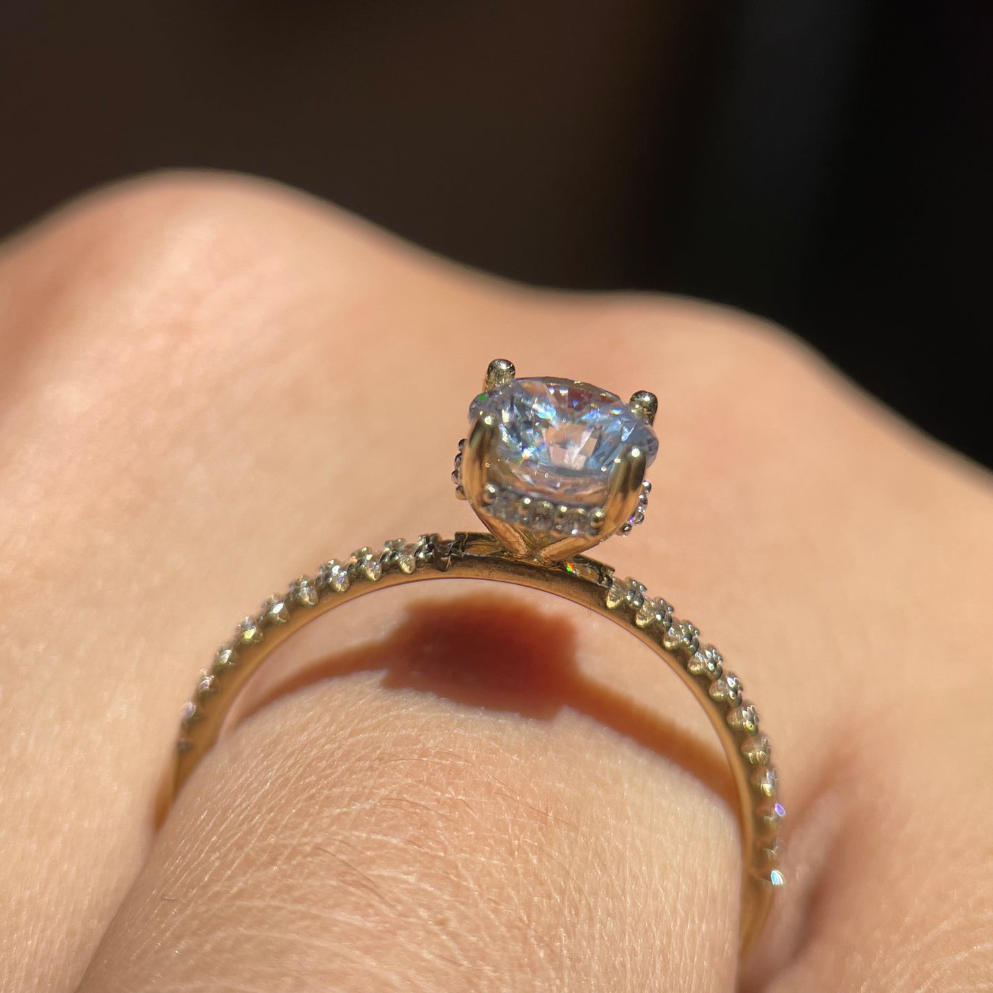 Anillo de compromiso en oro