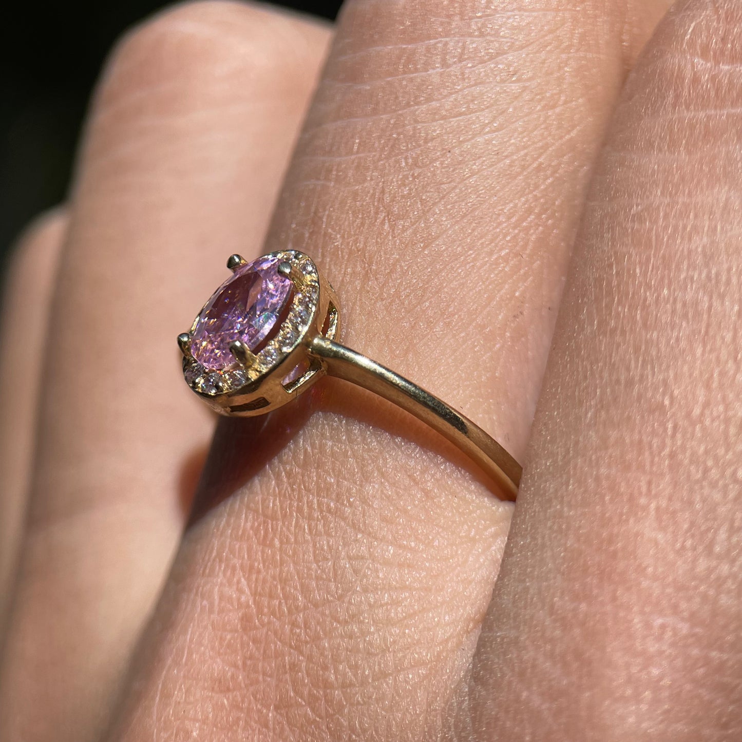Ring in 10k yellow gold with Zirconia Cod: MAN183