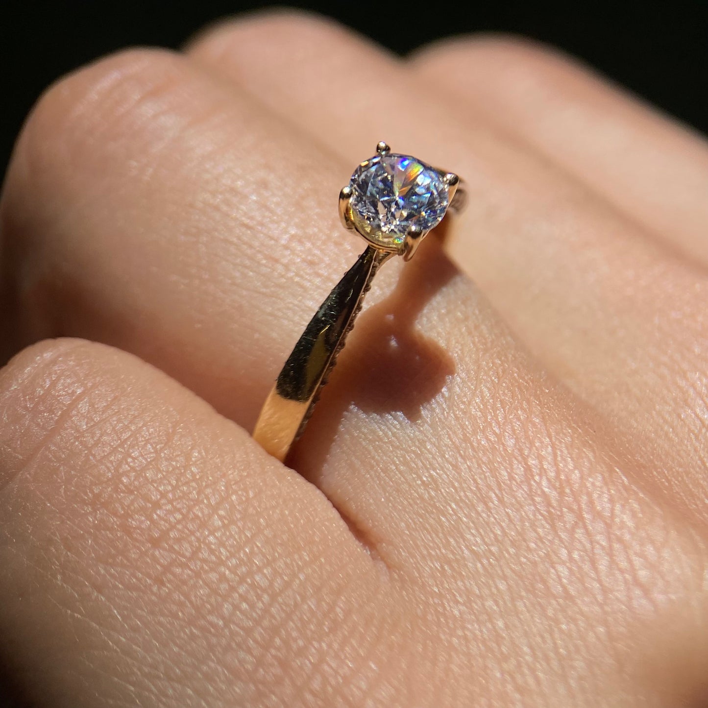 Anillo de compromiso en oro