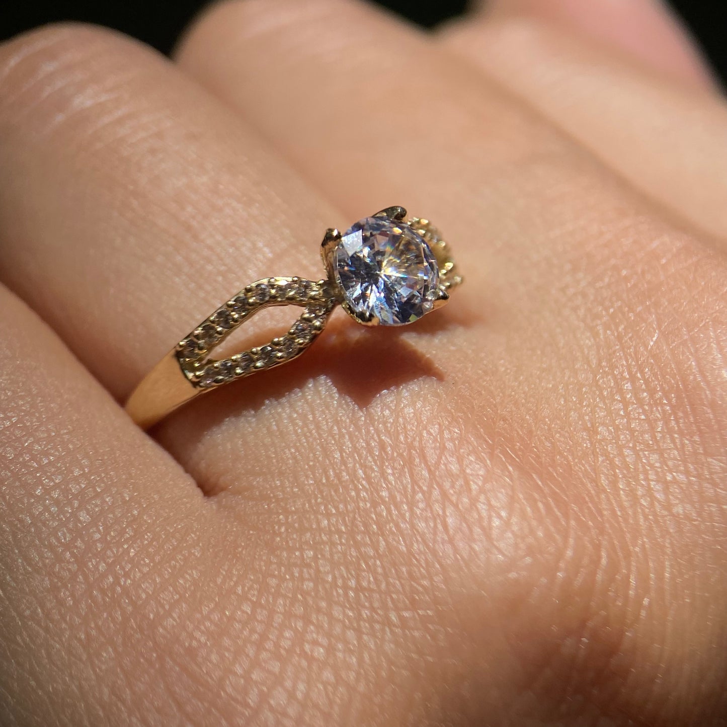 Anillo de compromiso en oro