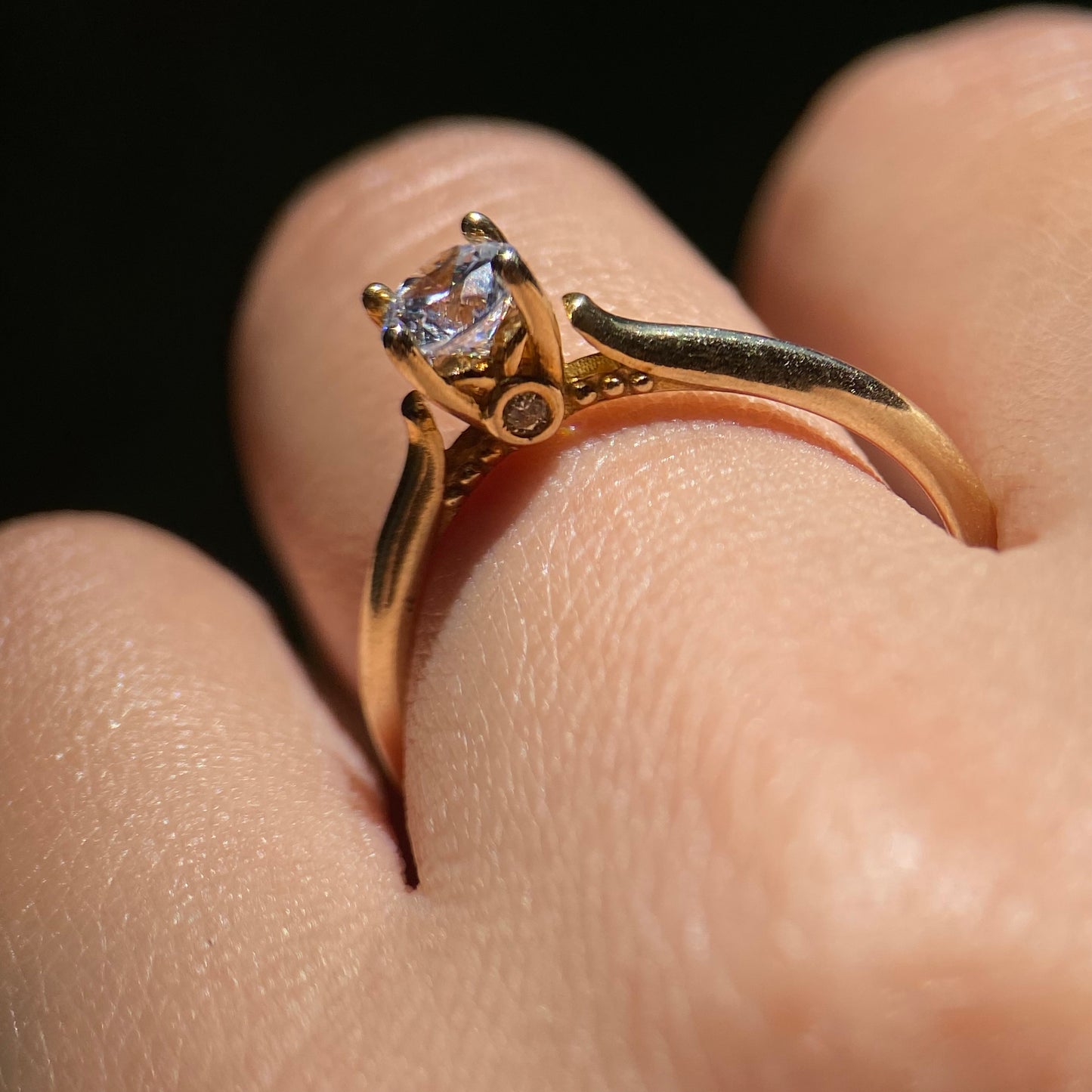 Anillo de compromiso en oro