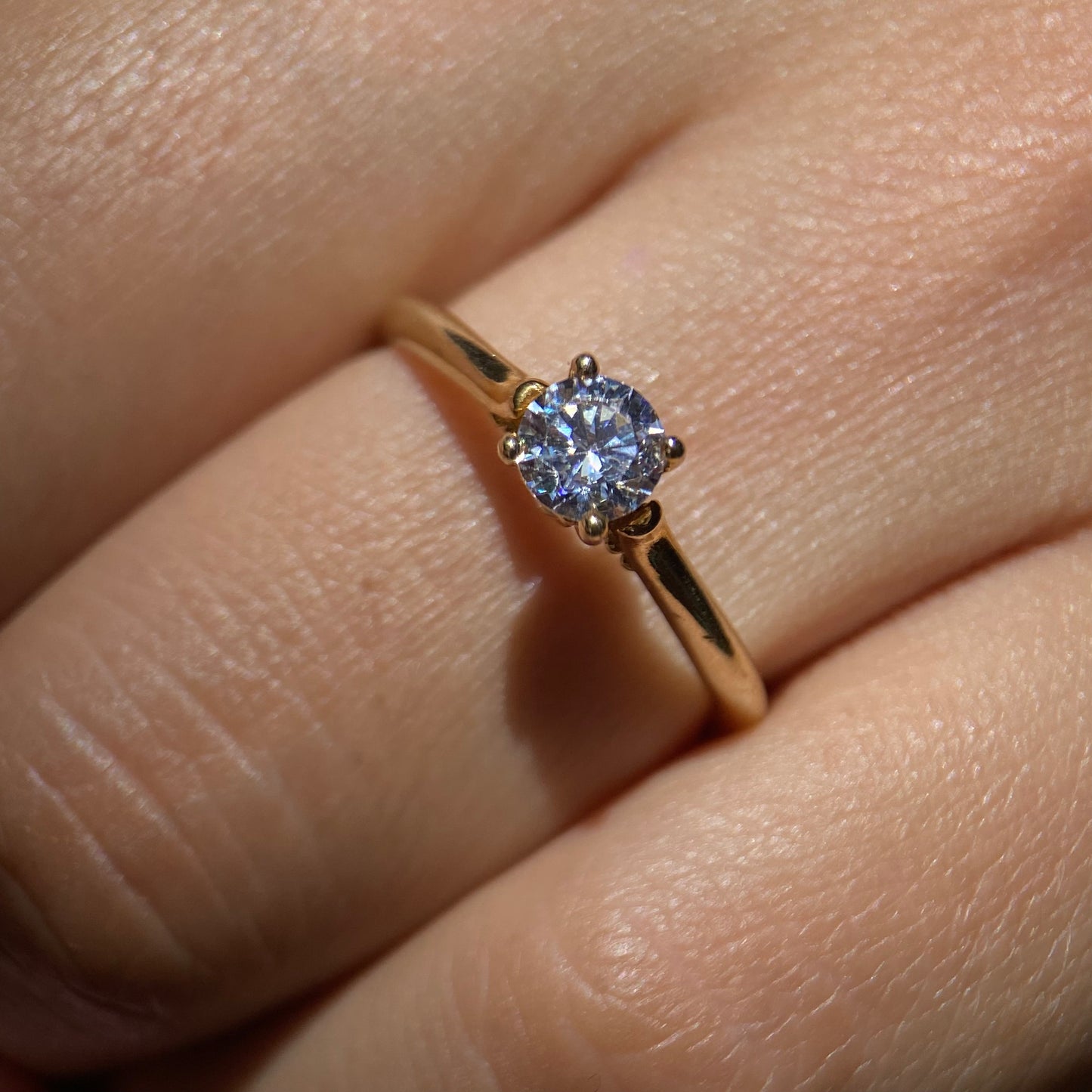 Anillo de compromiso en oro