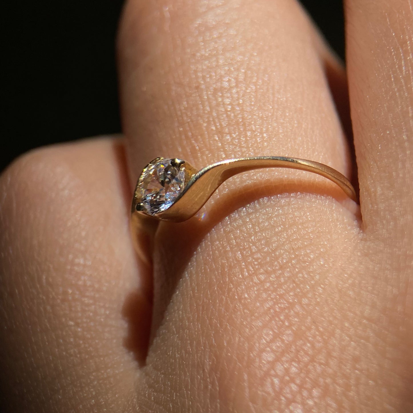 Anillo de compromiso en oro