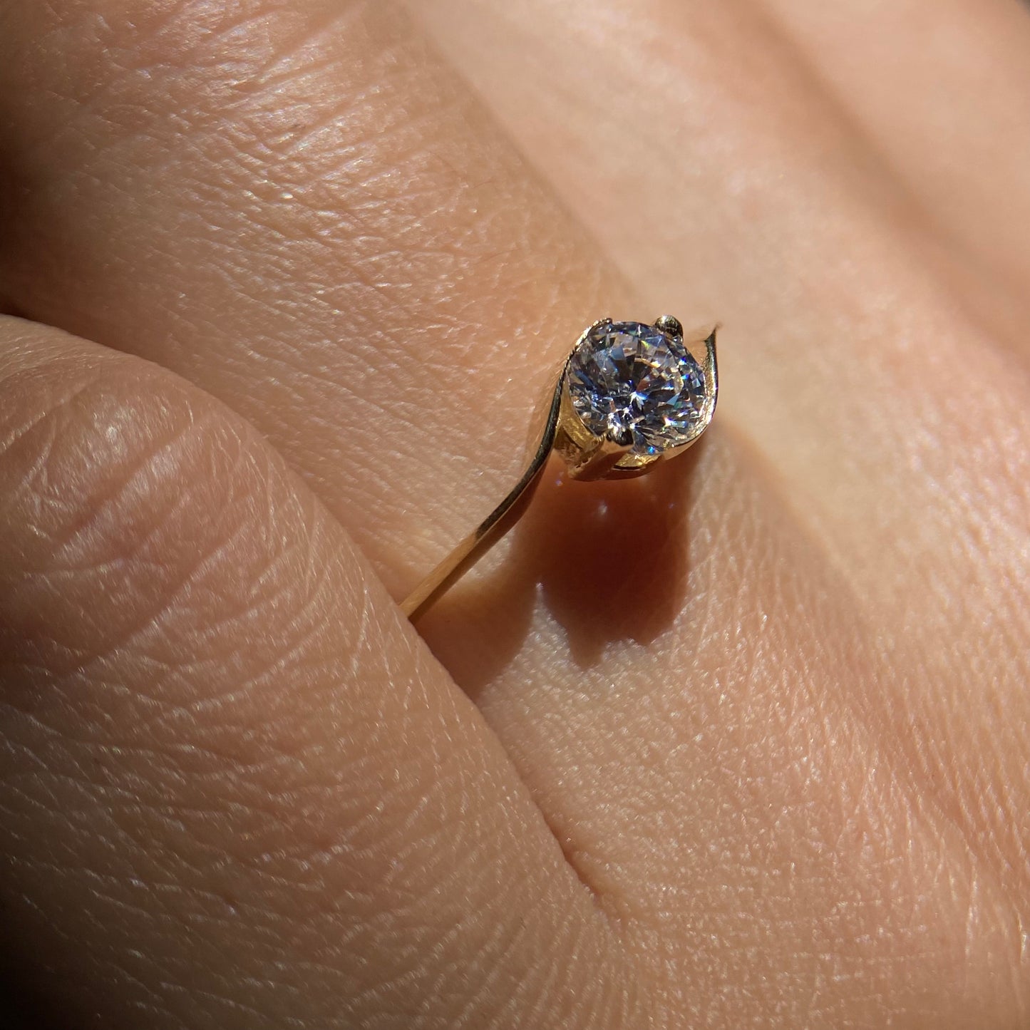 Anillo de compromiso en oro