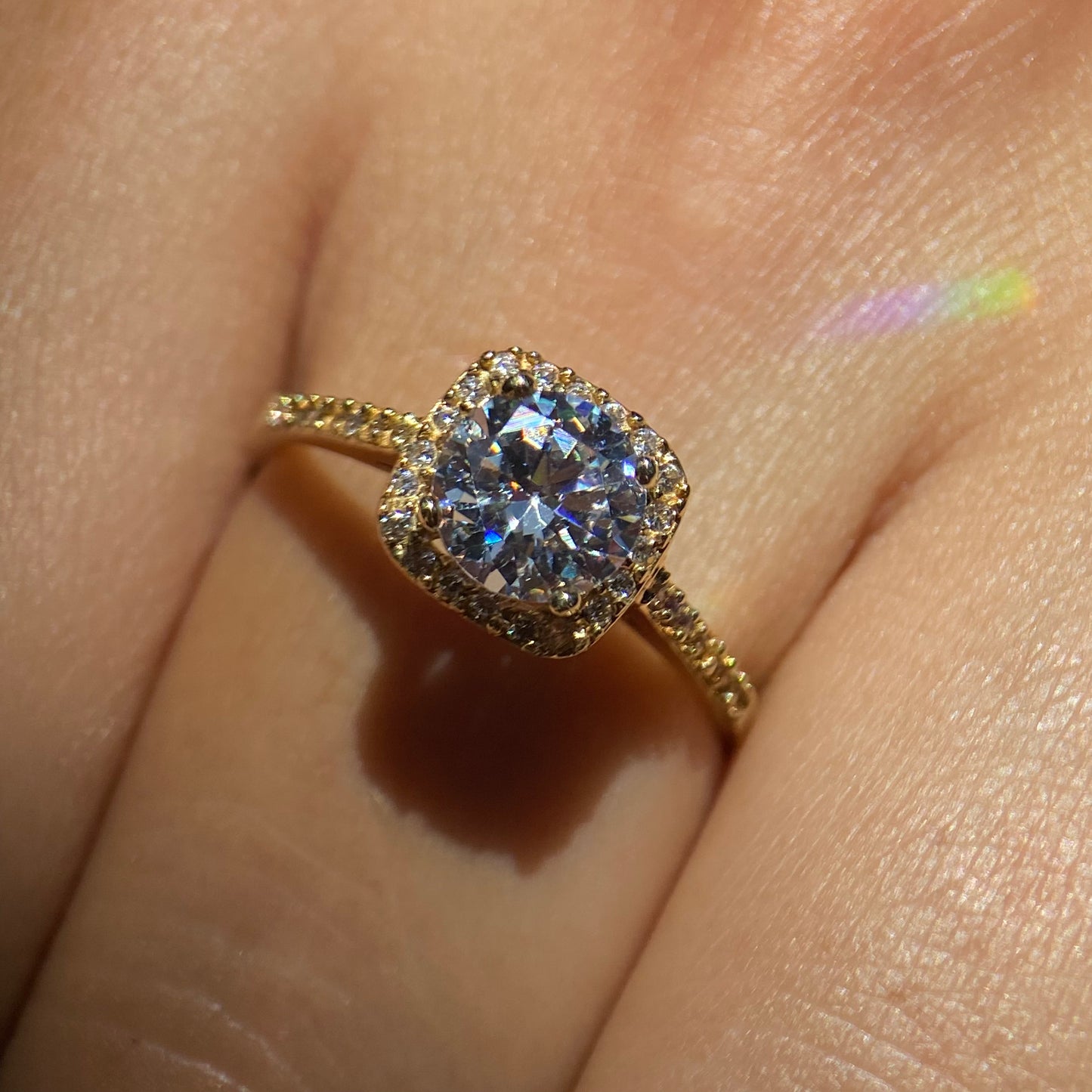 Anillo de compromiso en oro