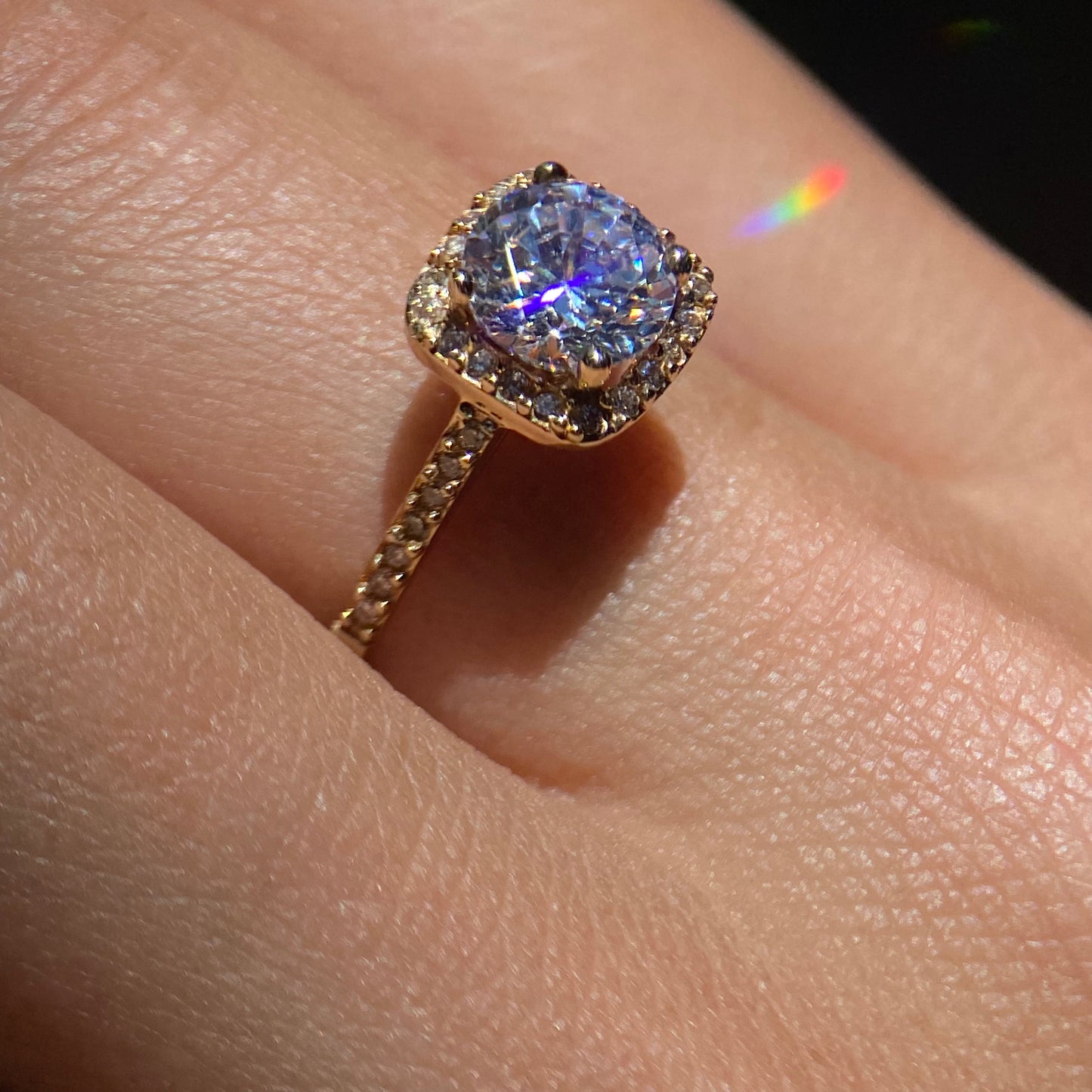 Anillo de compromiso en oro