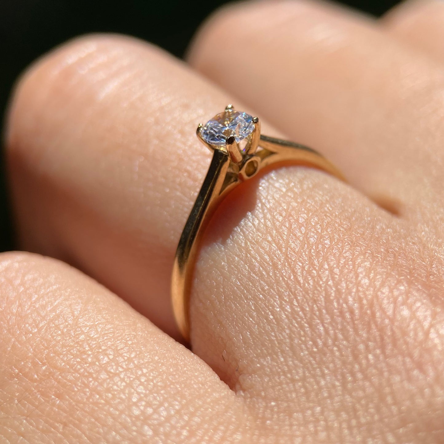 Anillo de compromiso en oro