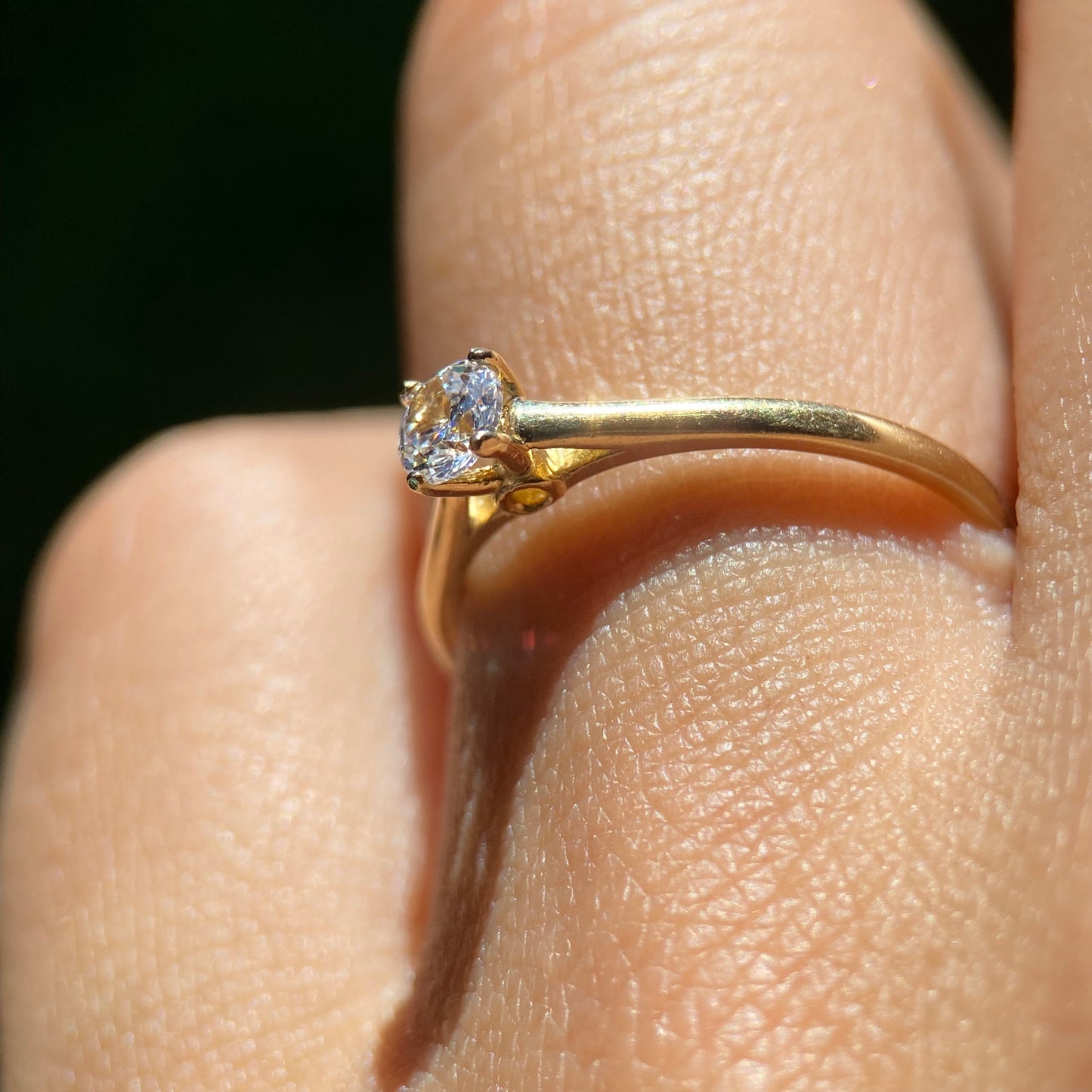 Anillo de compromiso en oro