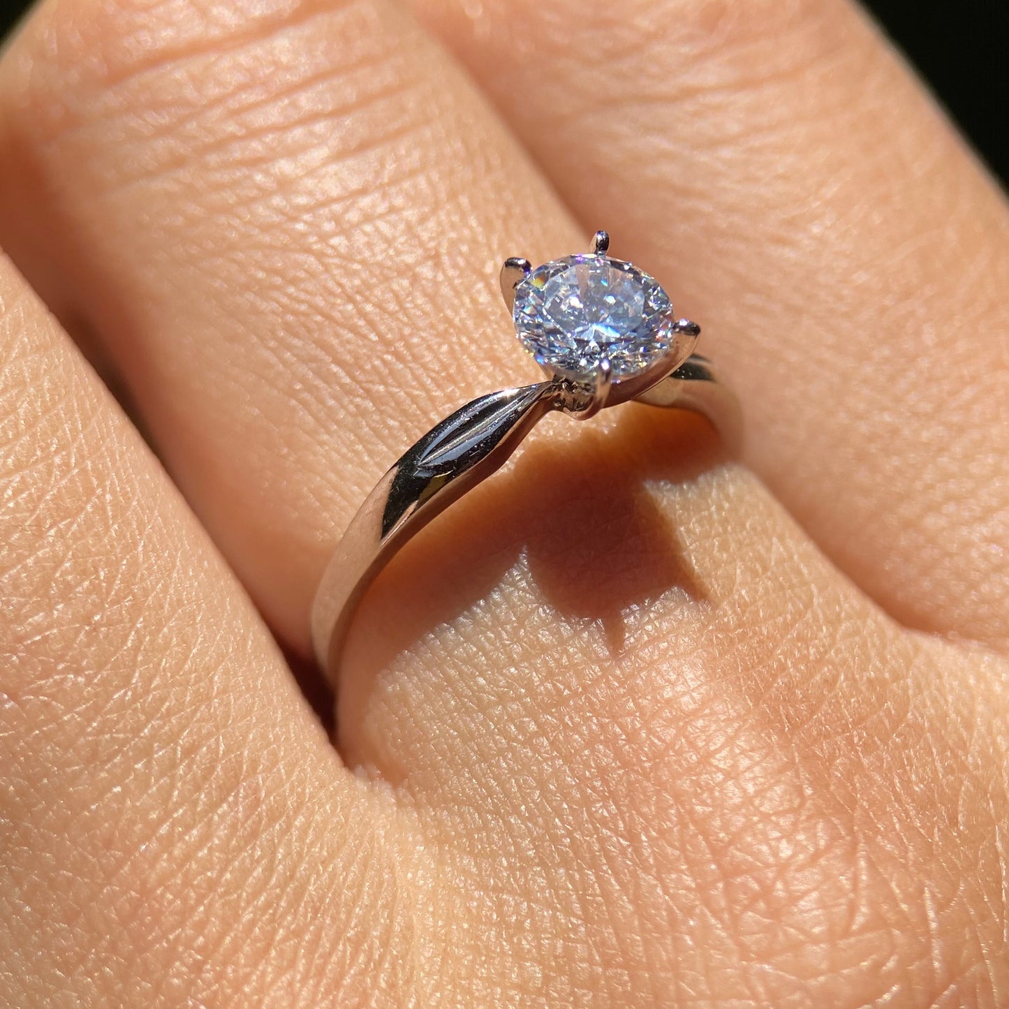 Anillo de compromiso en oro