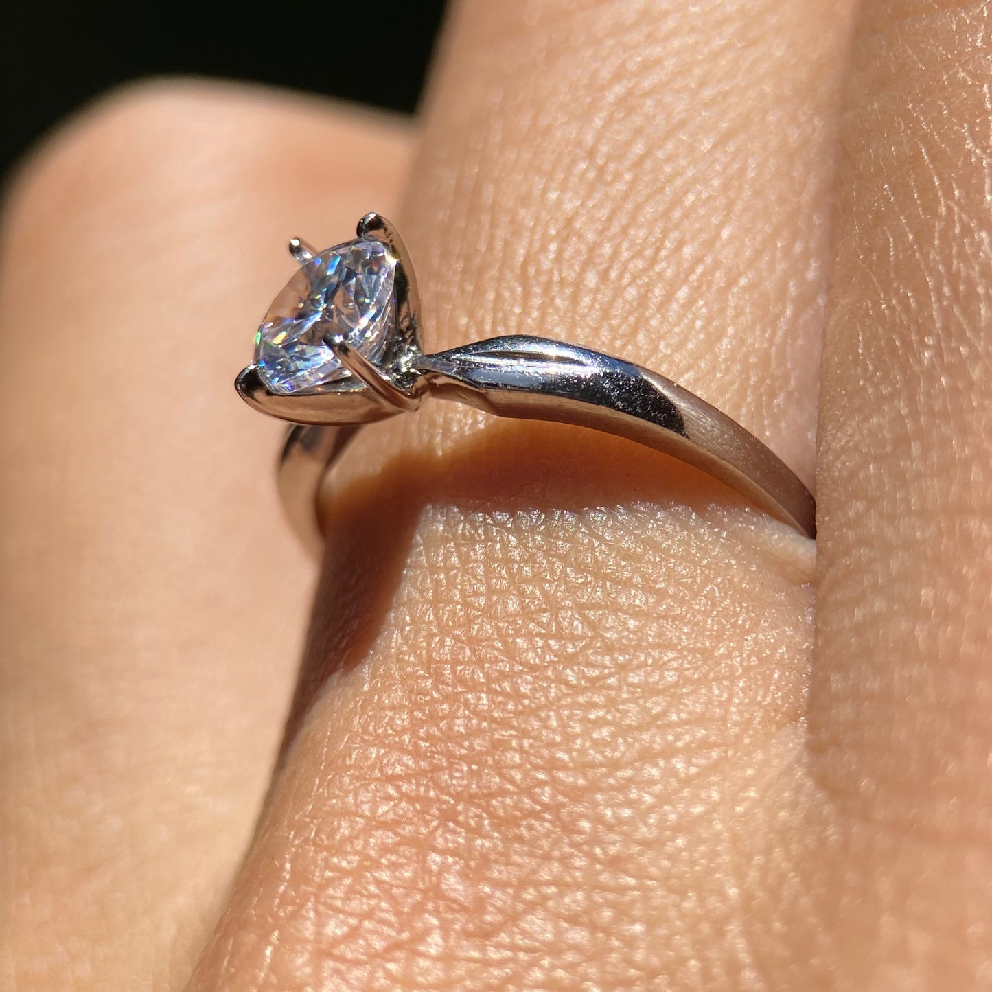 Anillo de compromiso en oro