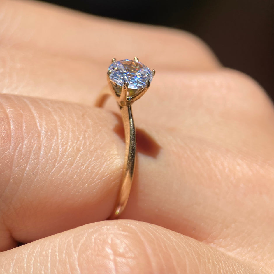 Anillo de compromiso en oro